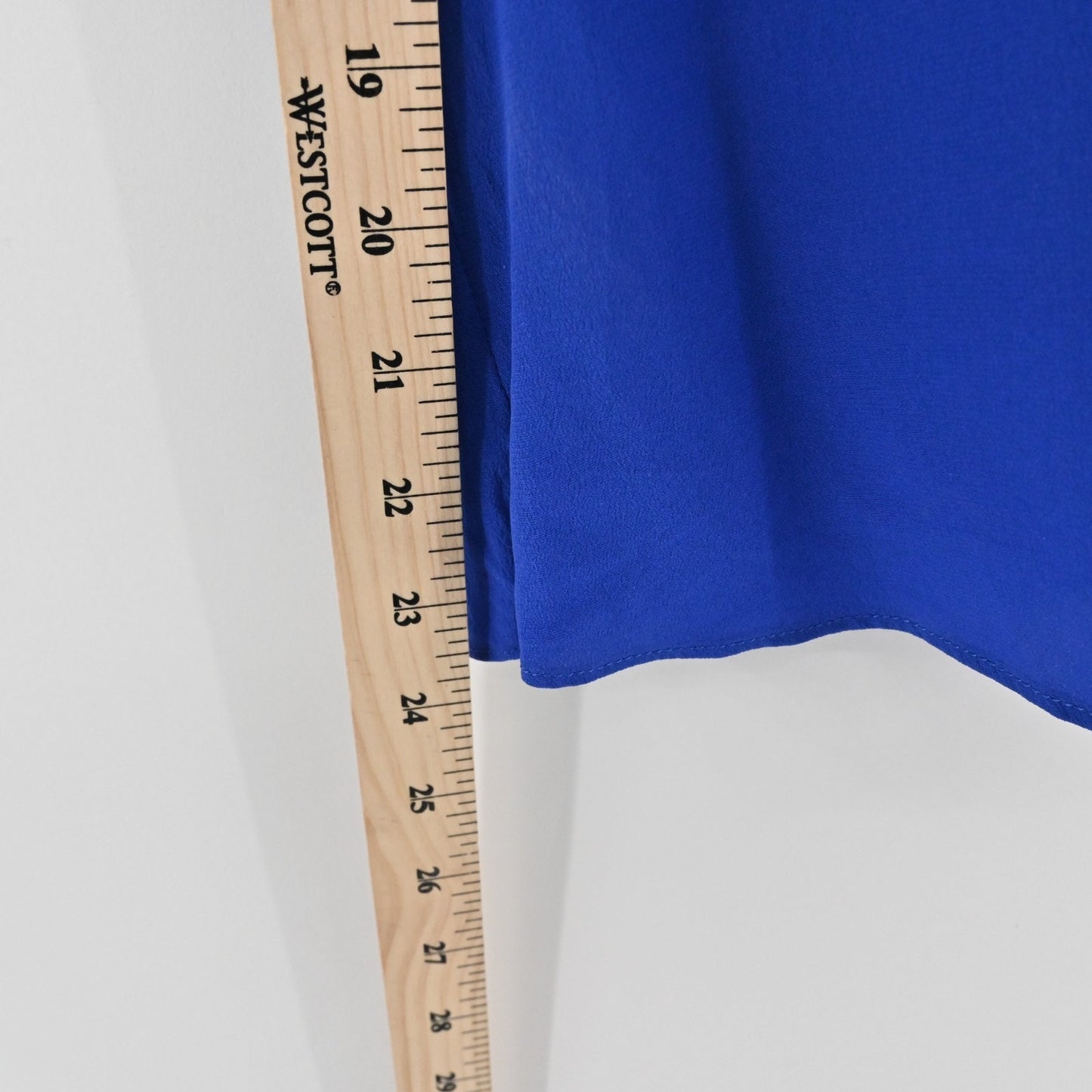 Escada Womens Silk Royal Blue Top Size 32 Sleeveless Pleated VNeck Blouse Siren