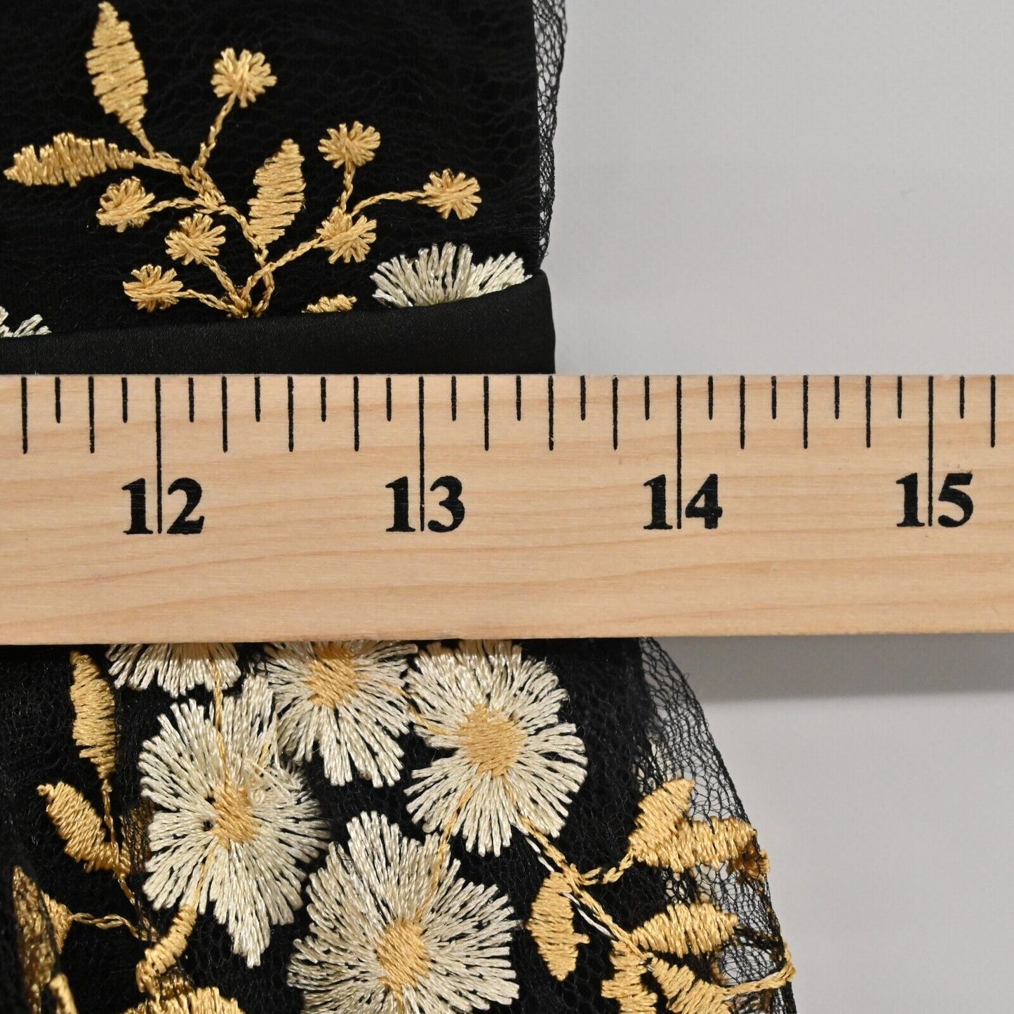 EXPRESS Dress Womens Size 4 Black Gold Embroidered Tulle Floral Fit Flare Mini