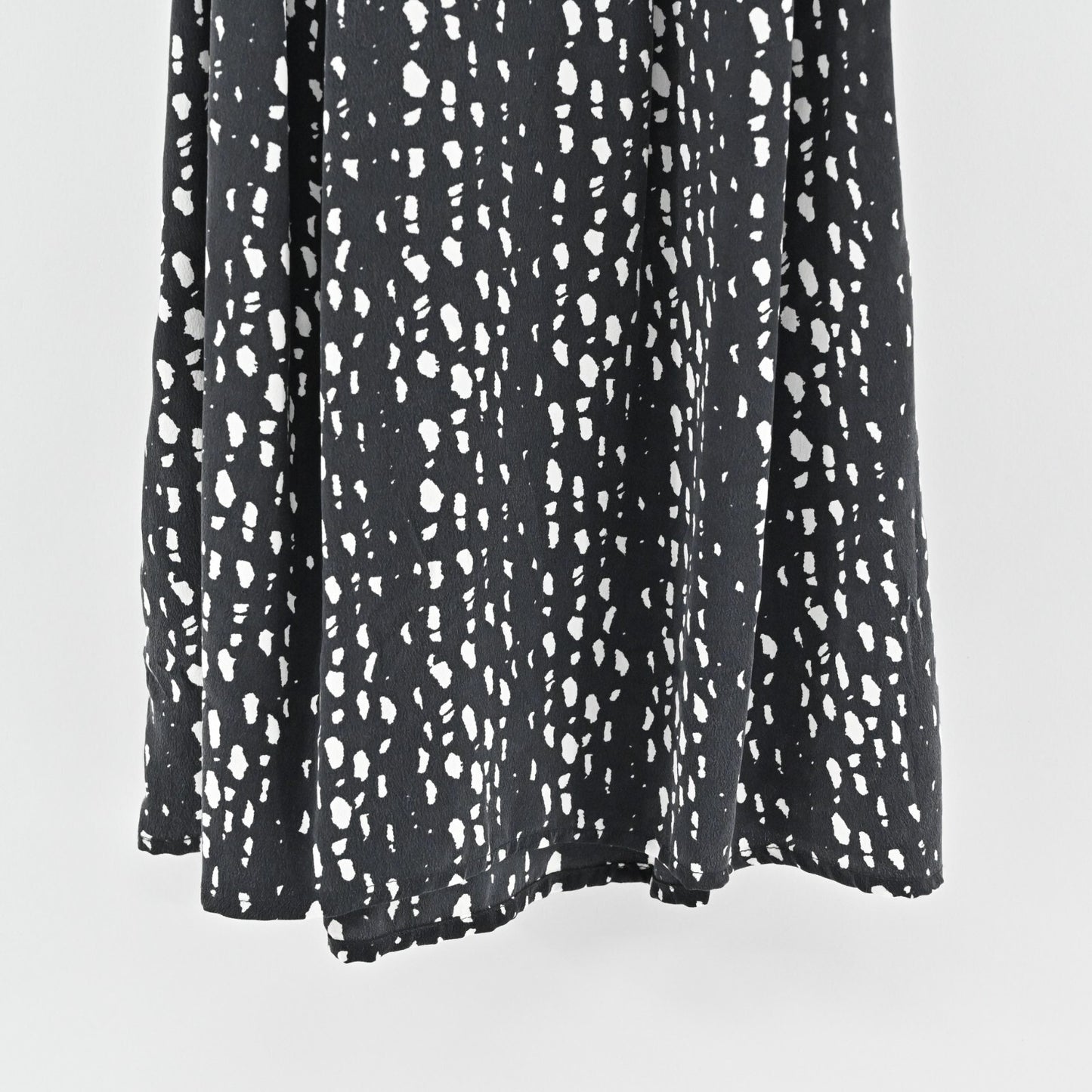 JOIE Silk Top Womens Size S Black White Print Sleeveless Blouse Minimalist Retro