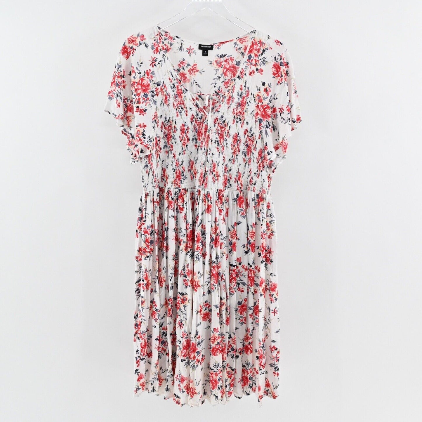 TORRID Dress Size 3X White Red Floral Smocked Tie V Neck Flutter Sleeve Shift