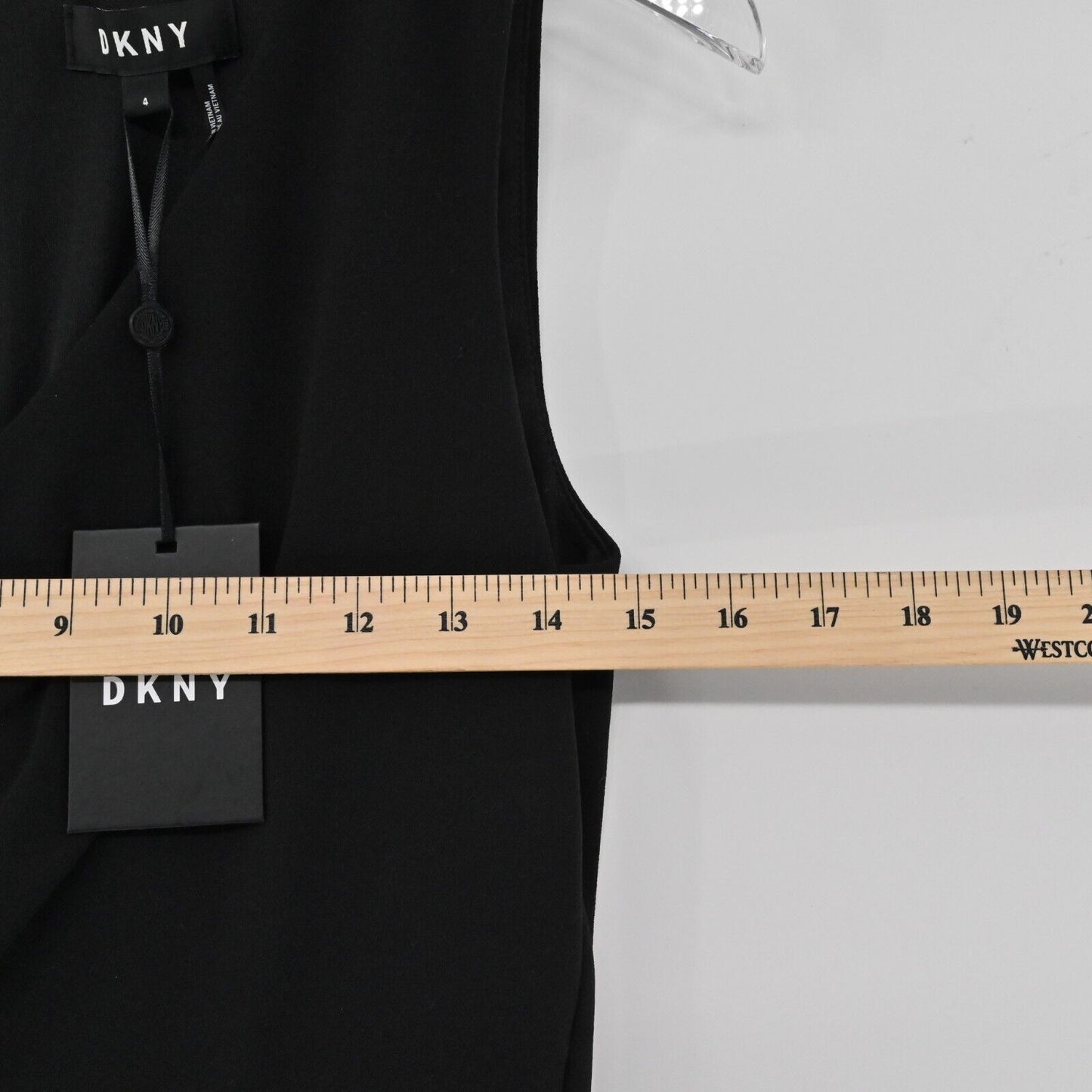 DKNY Dress Womens Size 4 Classic Black Sleeveless VNeck Knee Length Stretch NEW