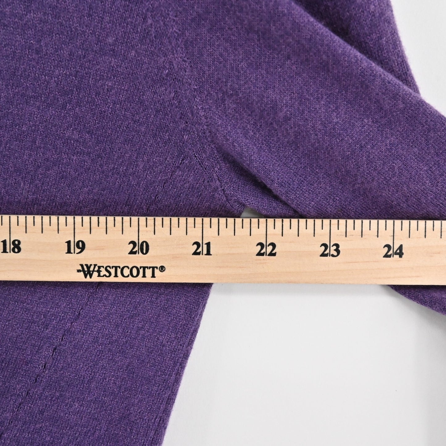 NINA RICCI Sweater Womens Size M Cashmere Blend Purple VNeck Knit Cardigan