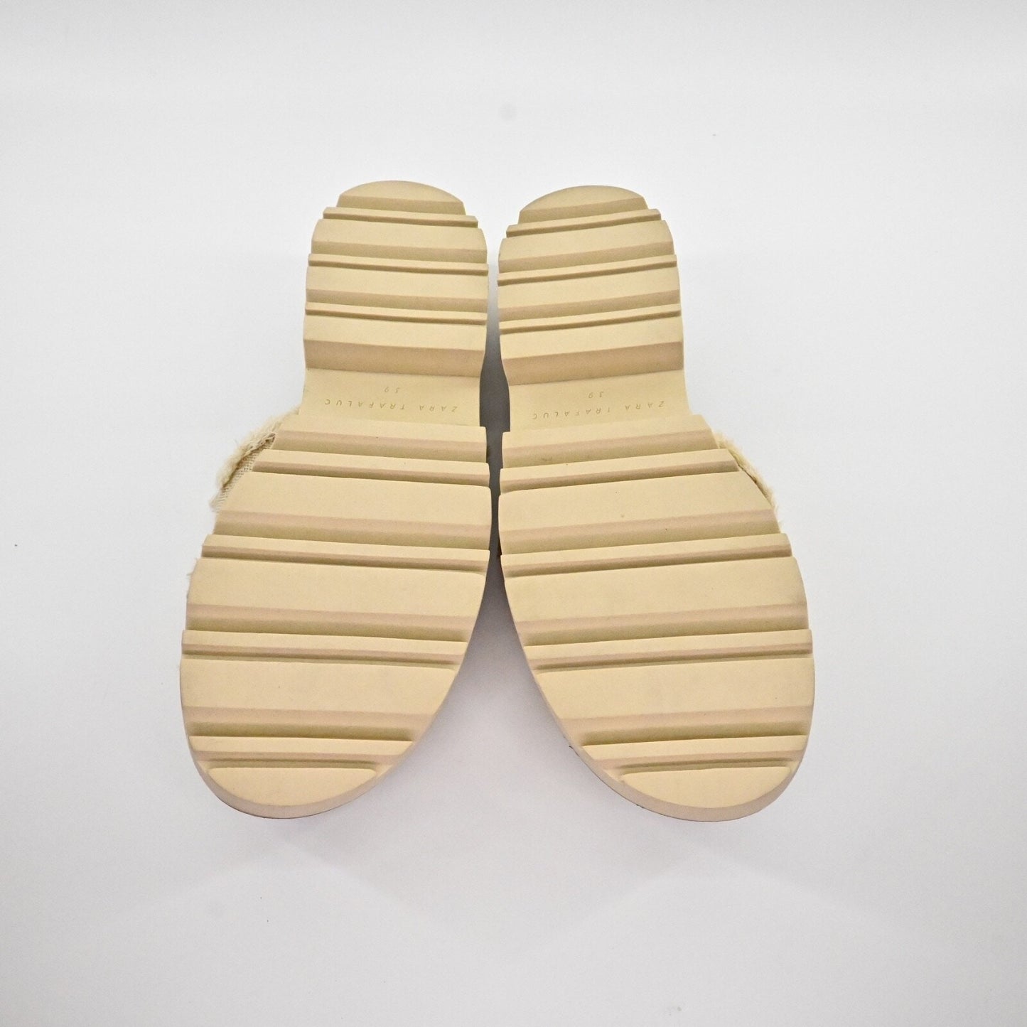 ZARA Womens Platform Sandals Size 39 Beige Woven Fringe Criss Cross Coconut Girl