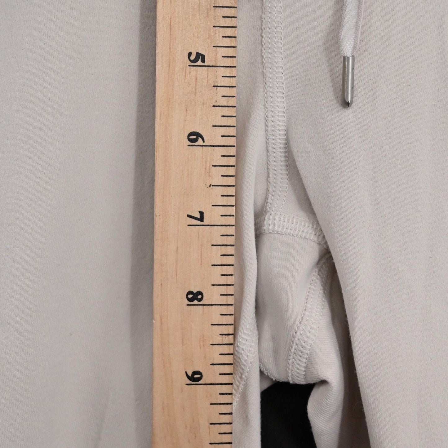 LULULEMON Pants Womens Heat It Up Size 10 Crop White Beige Drawstring Athletic