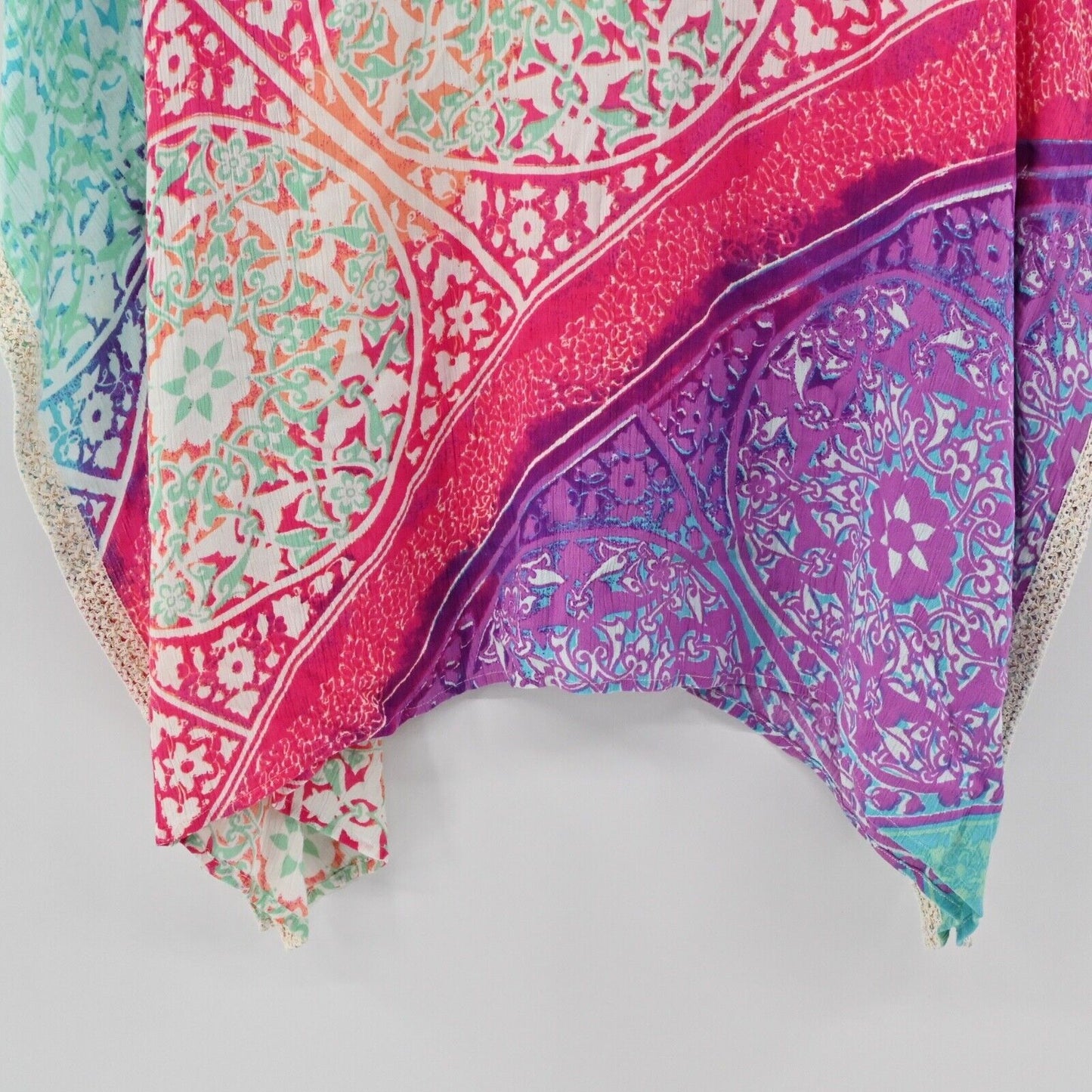 CHICOS Top Womens Size SM Kaleidoscope Medallion V Neck Poncho Style Tunic Boho