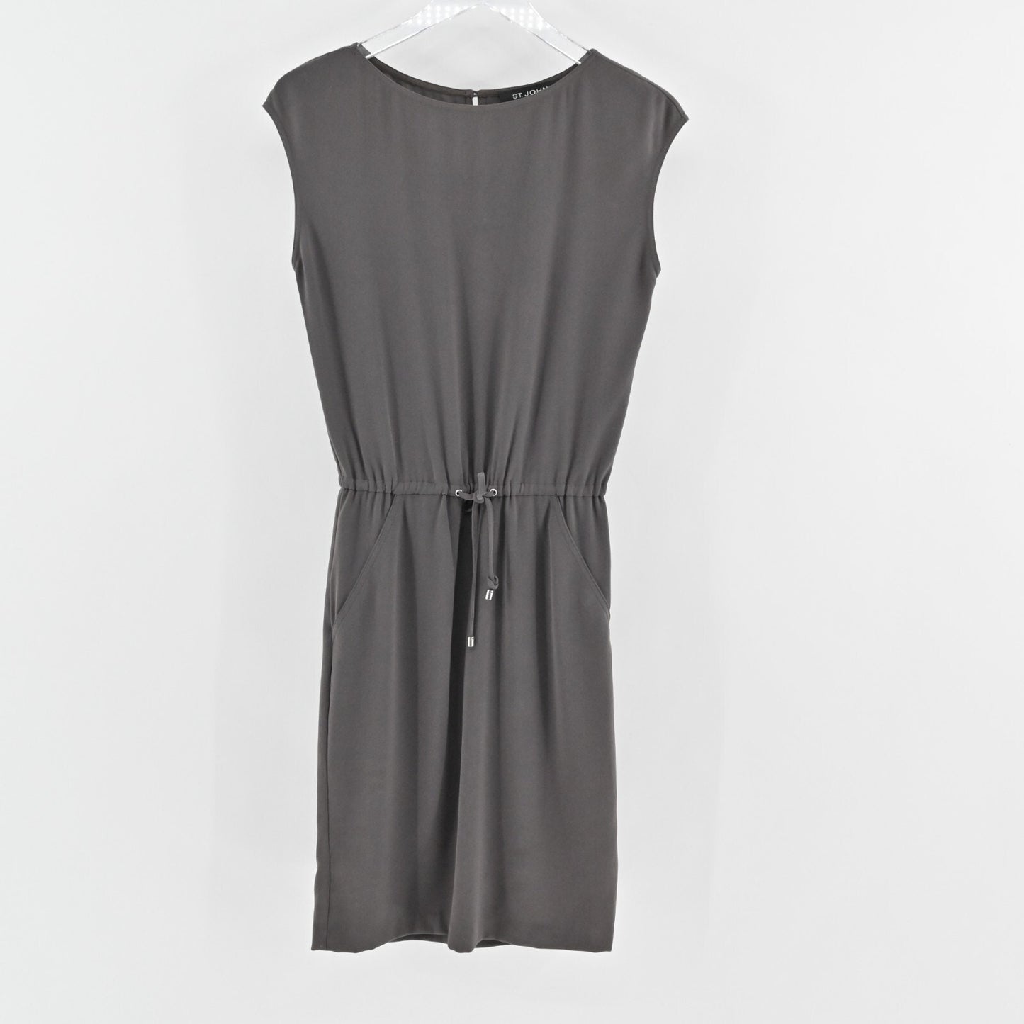 ST JOHN Dress Size 0 Gray Cinch Tie Waist Bateau Neck Classic Quiet Luxury Retro