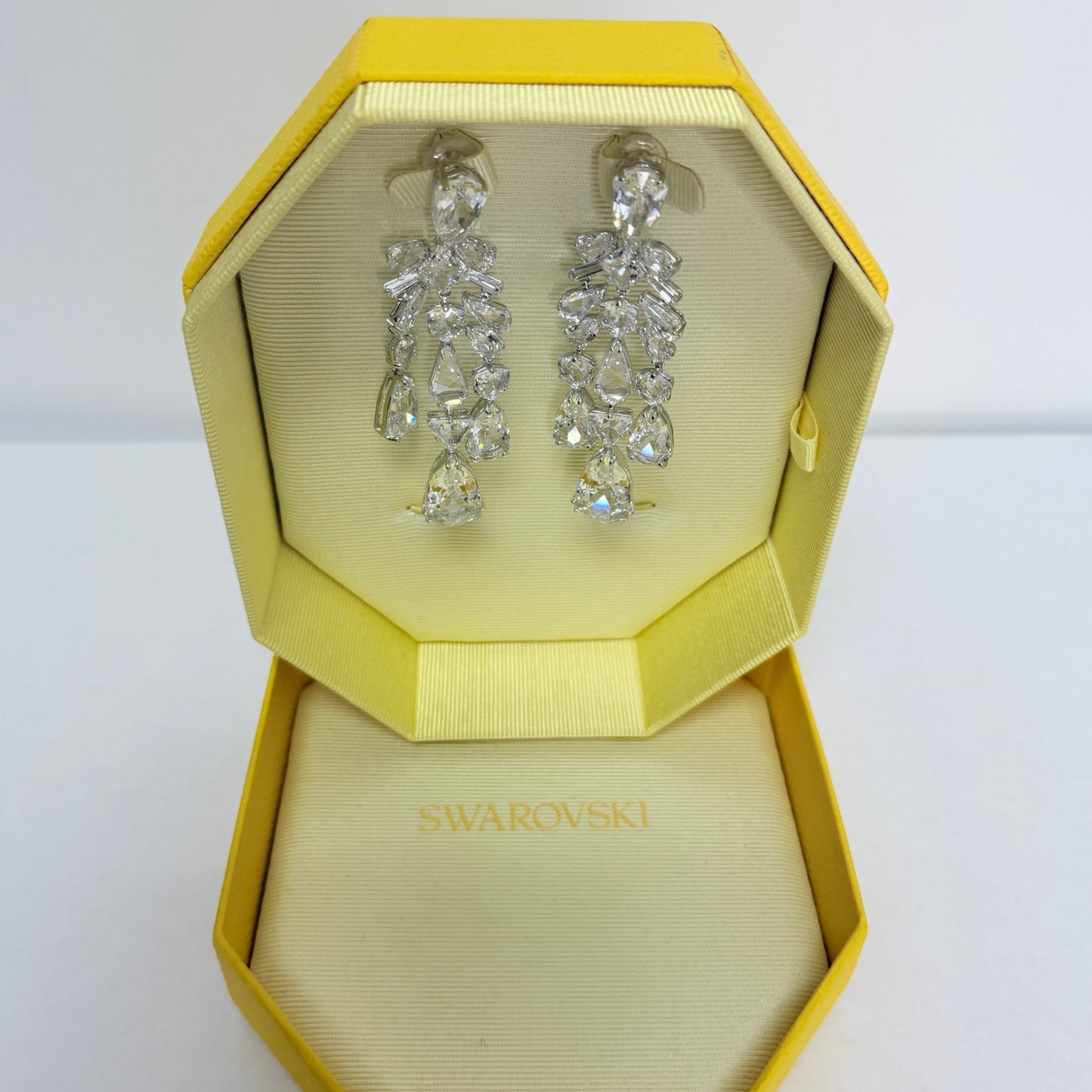 These Swarovski Crystals Chandelier Mesmera Earrings