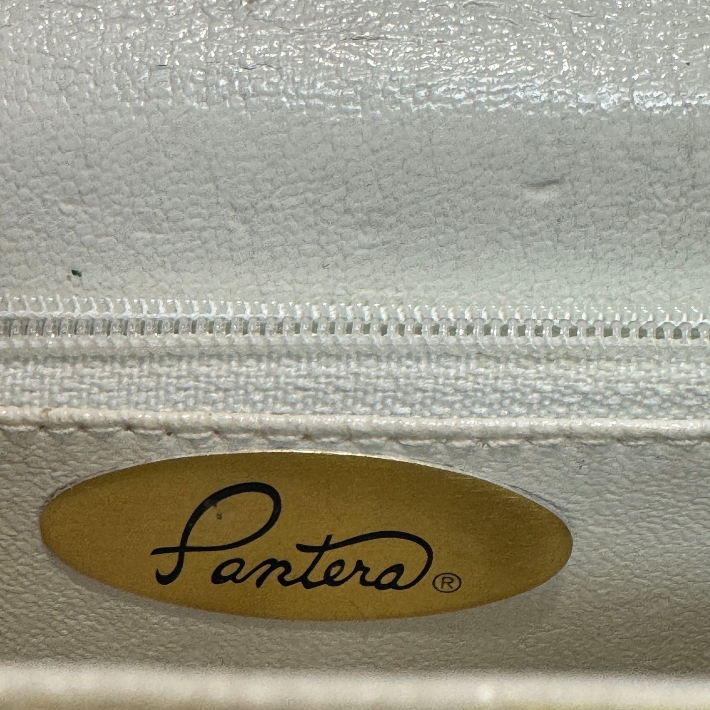 Vtg. 70s/80s Pantera Pearl Crossbody Bag