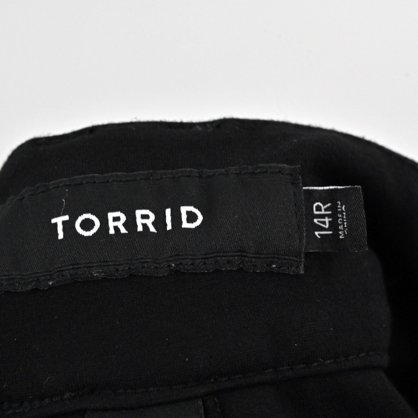 TORRID Womens Pants Size 14R Black Low Rise Skinny Stretch Minimalist Office