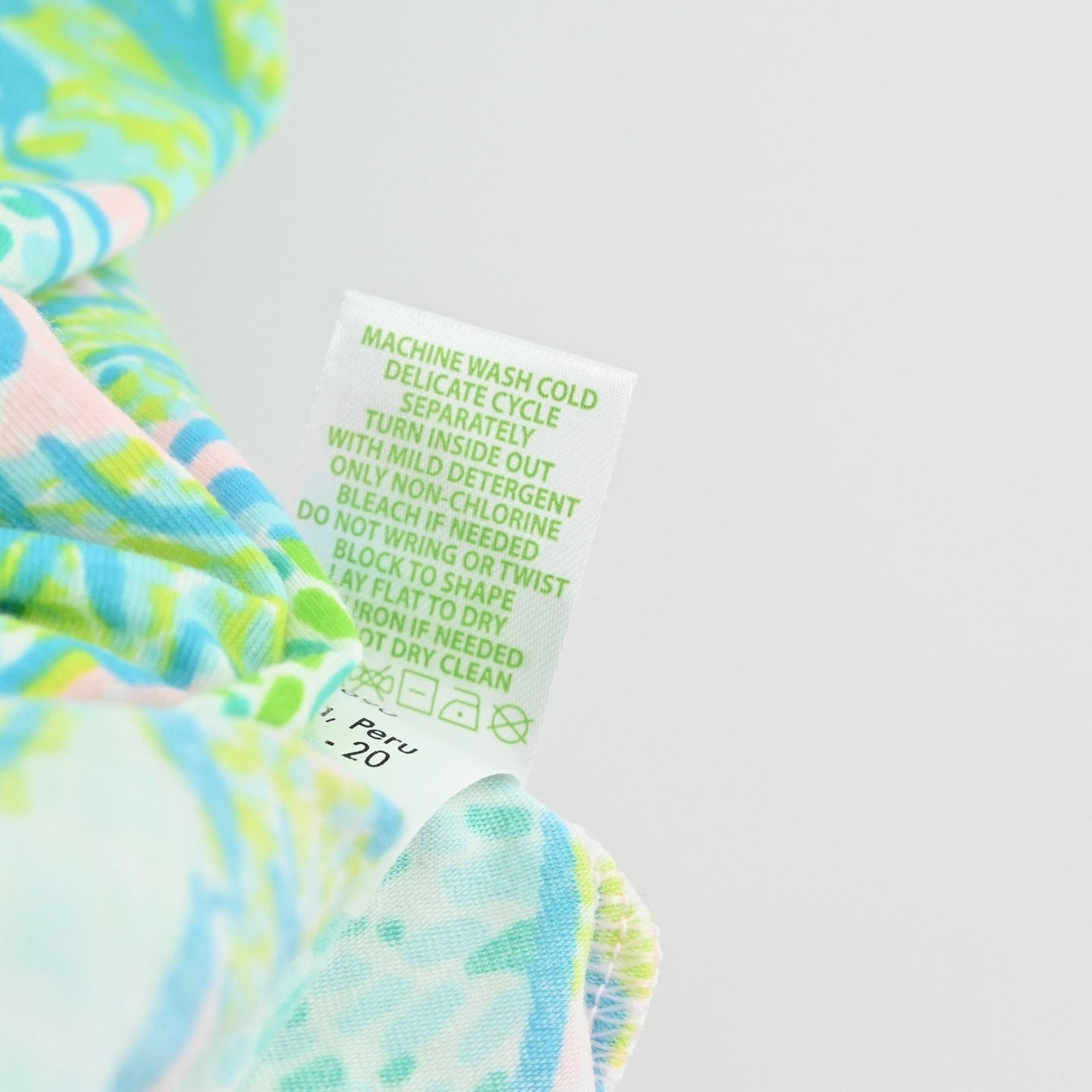 Lilly Pulitzer Kristen Top Size XL Vitamine Sea Citrus Green Blue Sleeveless