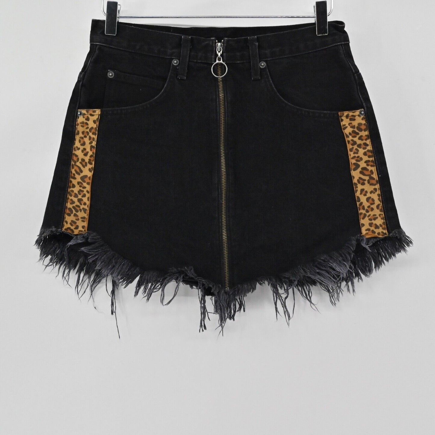 CARMAR Skirt Womens Size 29 Black Leopard Print Distressed Denim Beatrice Mini