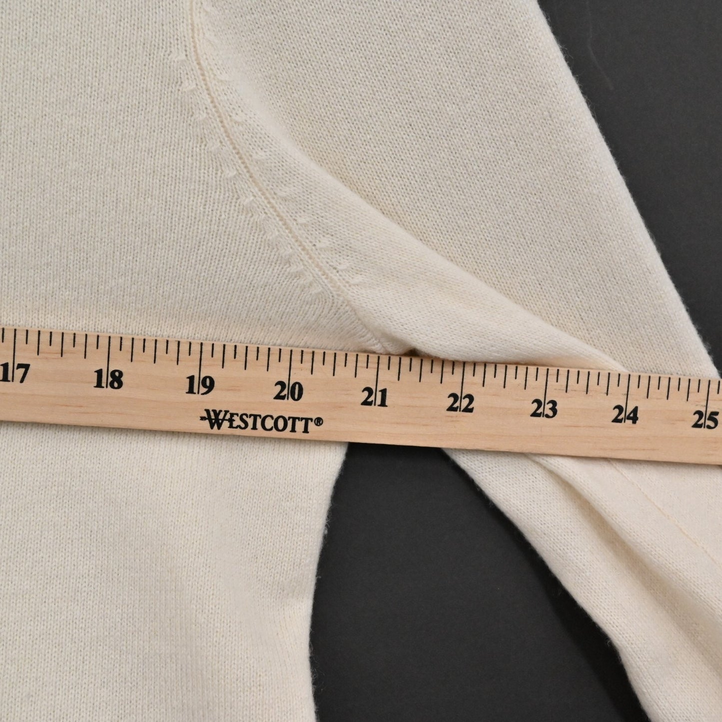 LANDS END Womens Cashmere Sweater Size S Cream Knit Crew Neckline Classic Luxury