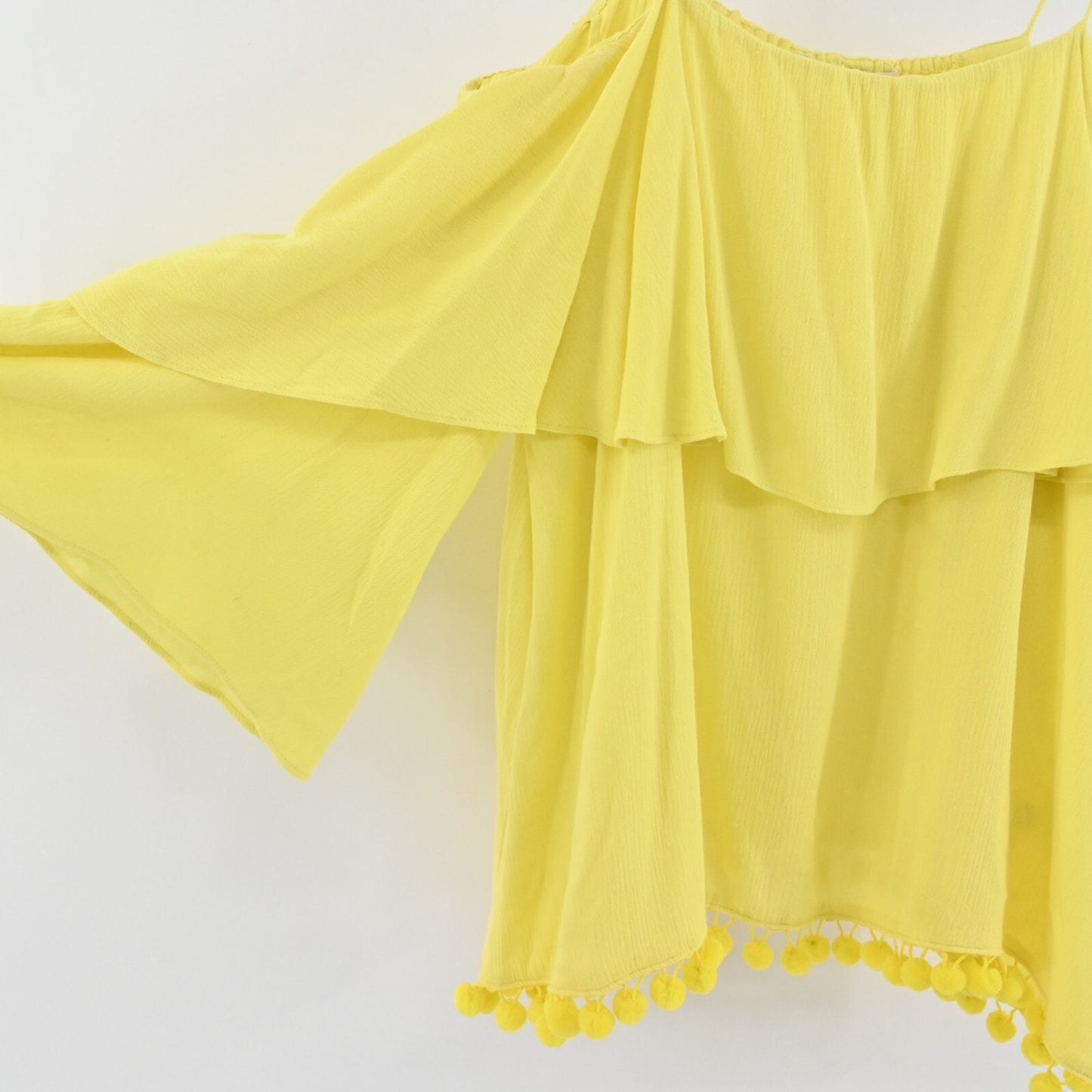 ALICE OLIVIA Womens Meagan Top Size S Yellow Cold Shoulder Pom Pom Trim Blouse