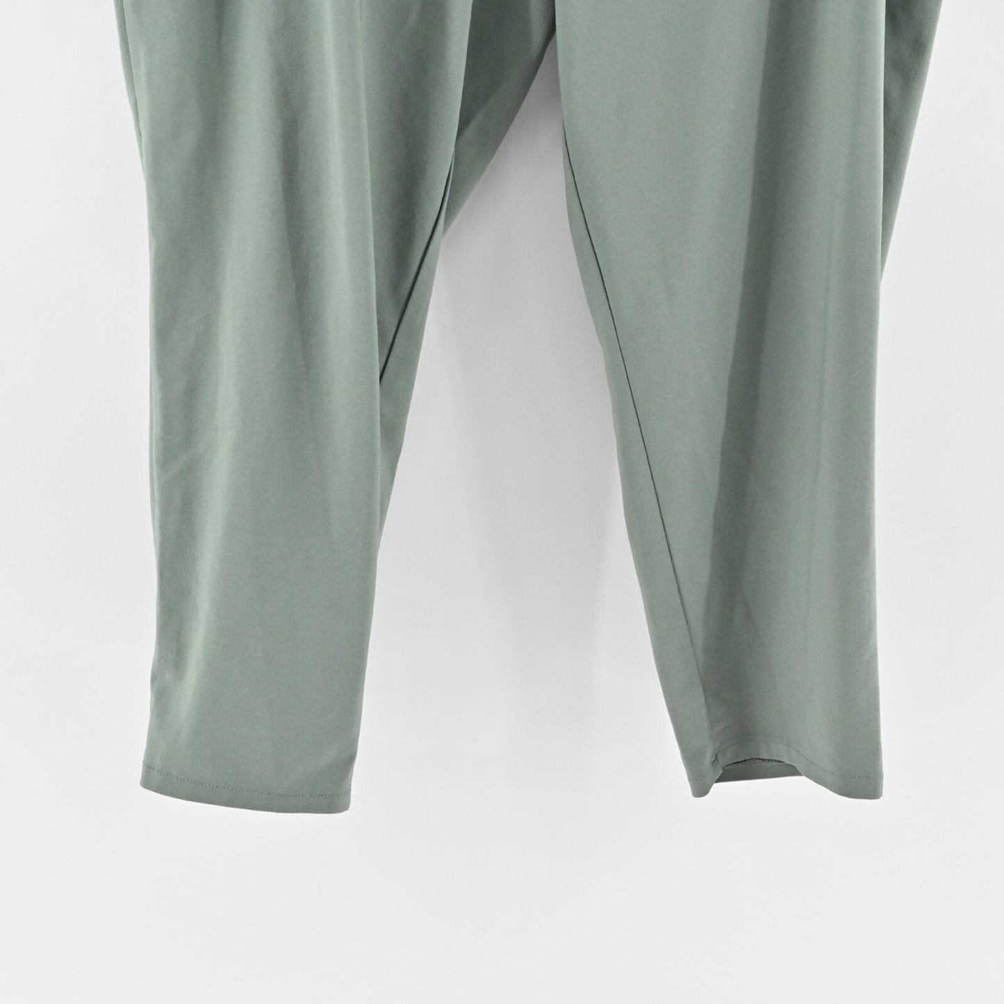 TORRID Pants Womens Size 2 Slim Taper Stretch Crepe High Rise Paperbag Waist