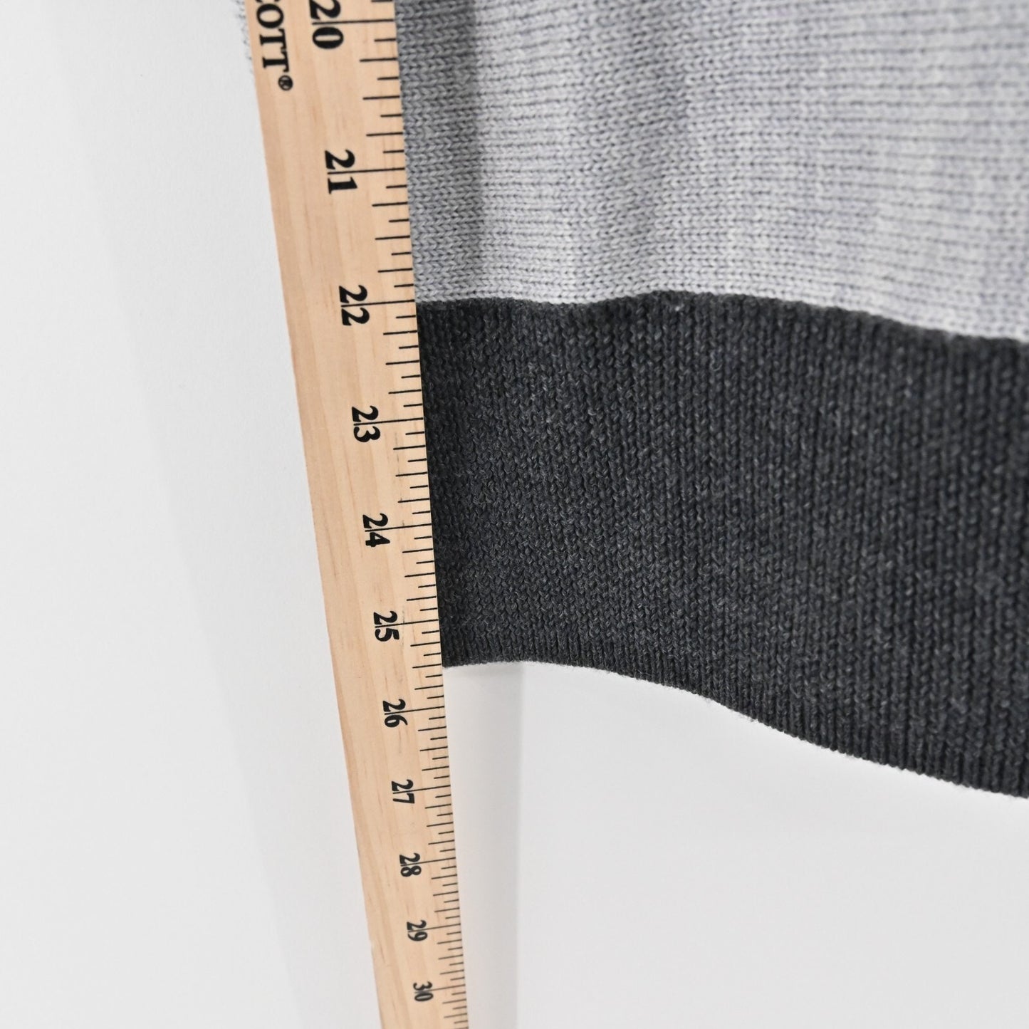 TRINA TURK Sweater Womens Sz S Merino Wool Color Block Dolman Sleeve Knit Retro