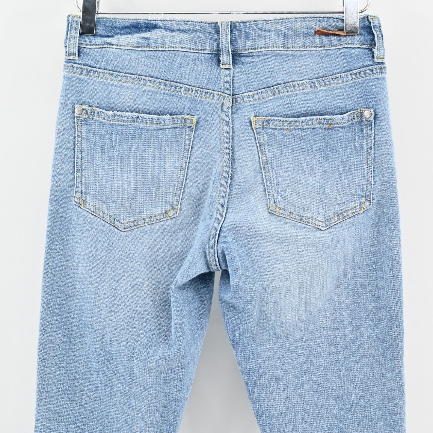 ANTHROPOLOGIE Embroidered Flare Jeans Womens Size 26 Pilcro High Rise Denim Boho
