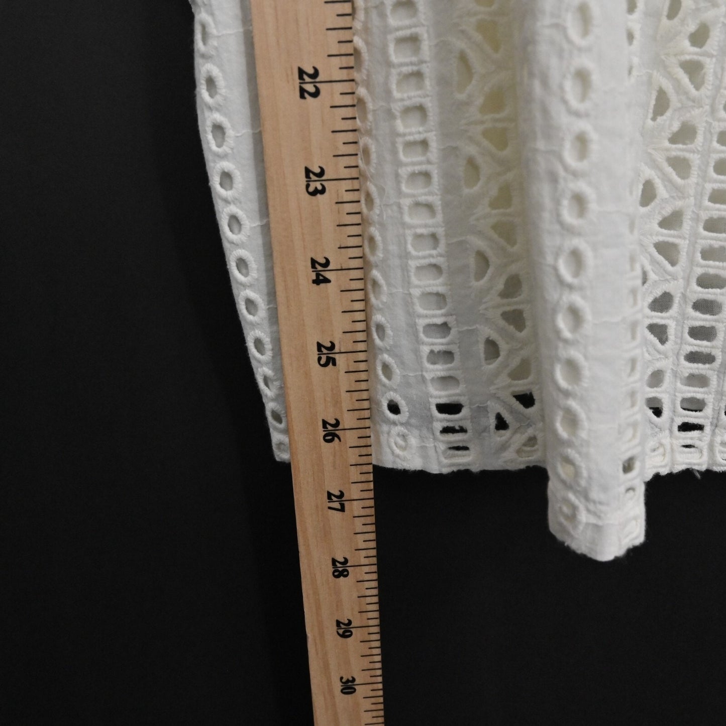 SUNDANCE Womens Eyelet Top Size XXL Sleeveless Sugar Sand Ivory Pom Pom Blouse
