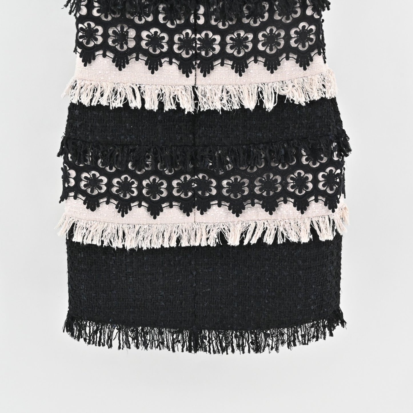 BOSTON PROPER Tweed Dress Size 2 Color Block Sleeveless Floral Fringe Mini Retro