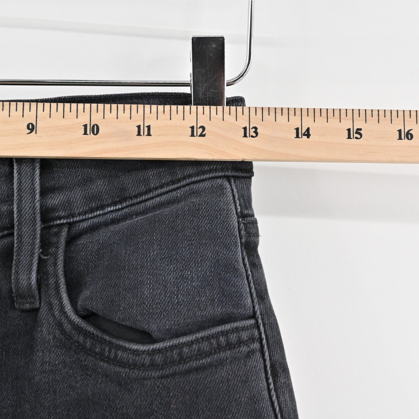 FAVORITE DAUGHTER Jeans Womens Sz 26 Black Valentina Tower Super High Rise FLAW