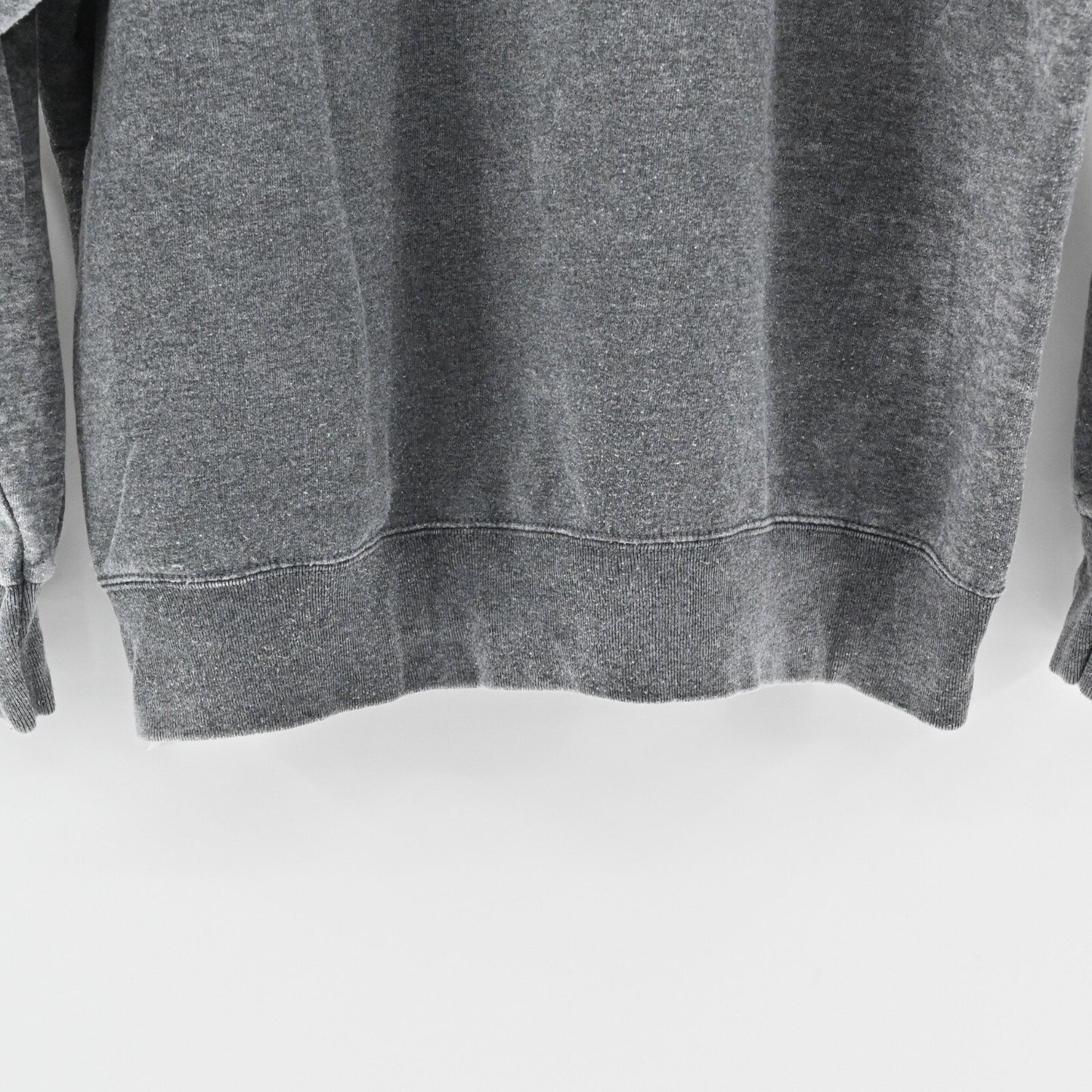 REFORMATION Womens Give Me Space Graphic Sweatshirt Sz L Gray Burnout Grunge USA