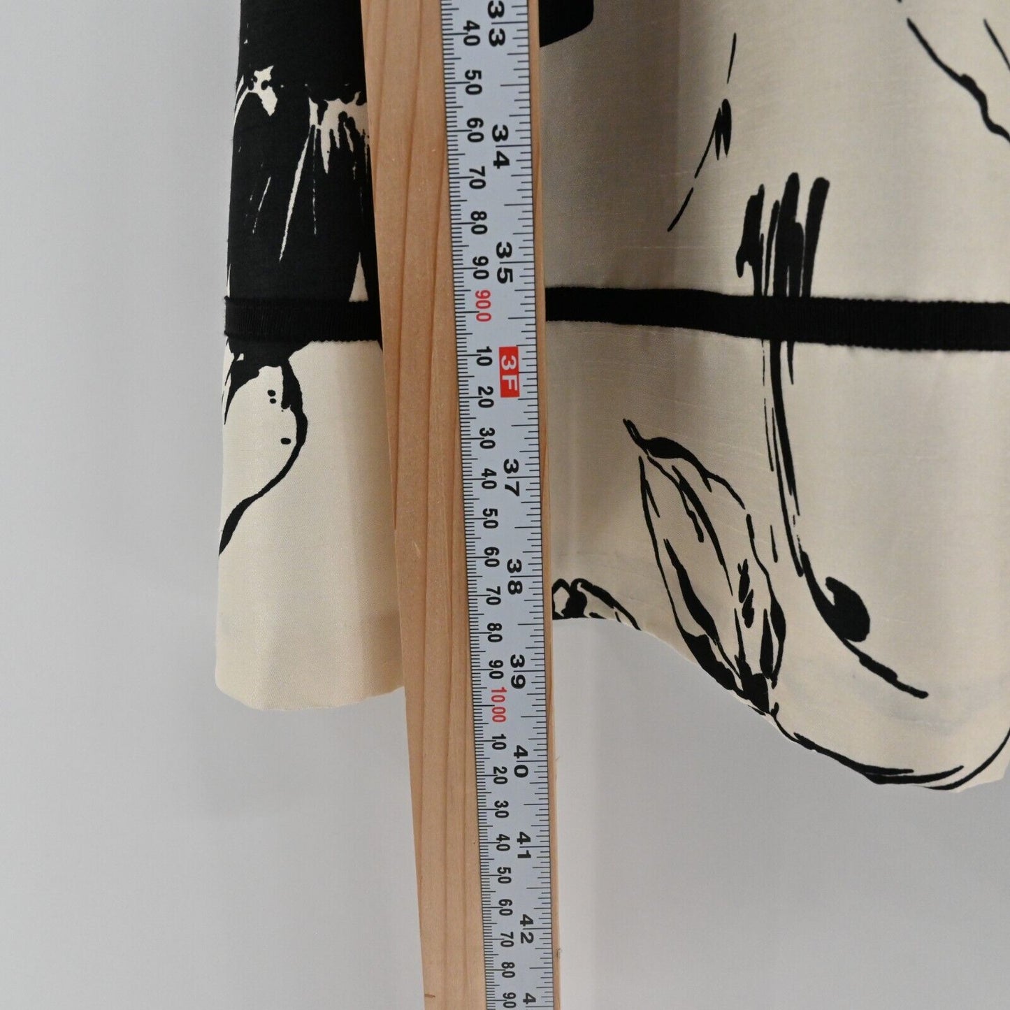 JESSICA HOWARD Dress Womens Size 8 VNeck Sleeveless Black Ivory Floral Fit Flare