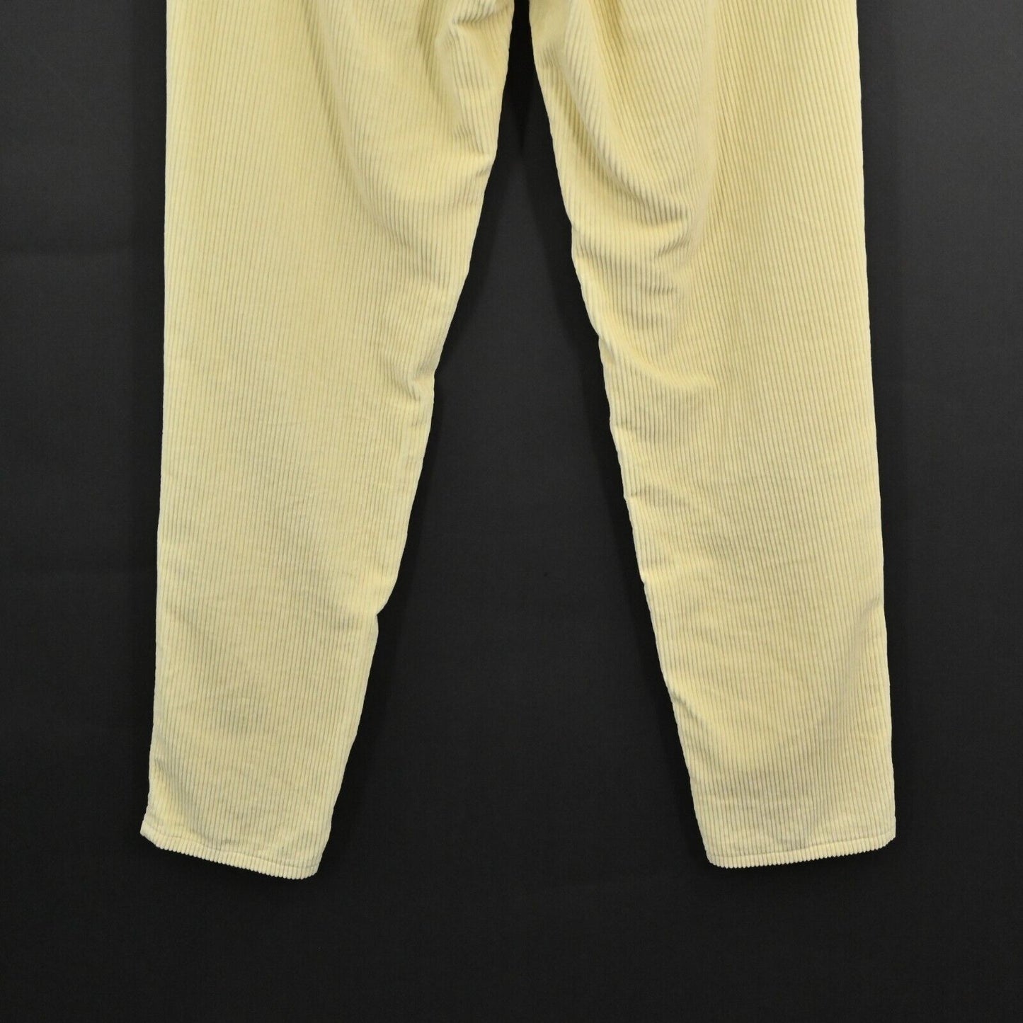 URBAN OUTFITTERS Pants Womens Size 27 BDG Solid Yellow Corduroy Mom High Rise