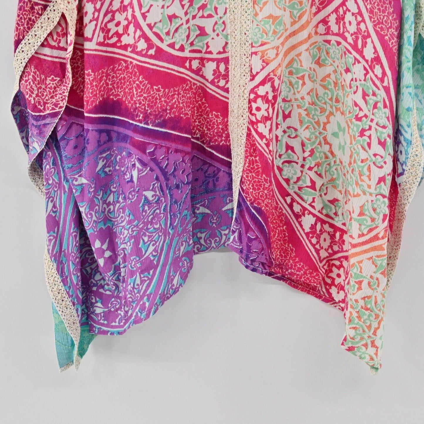 CHICOS Top Womens Size SM Kaleidoscope Medallion V Neck Poncho Style Tunic Boho