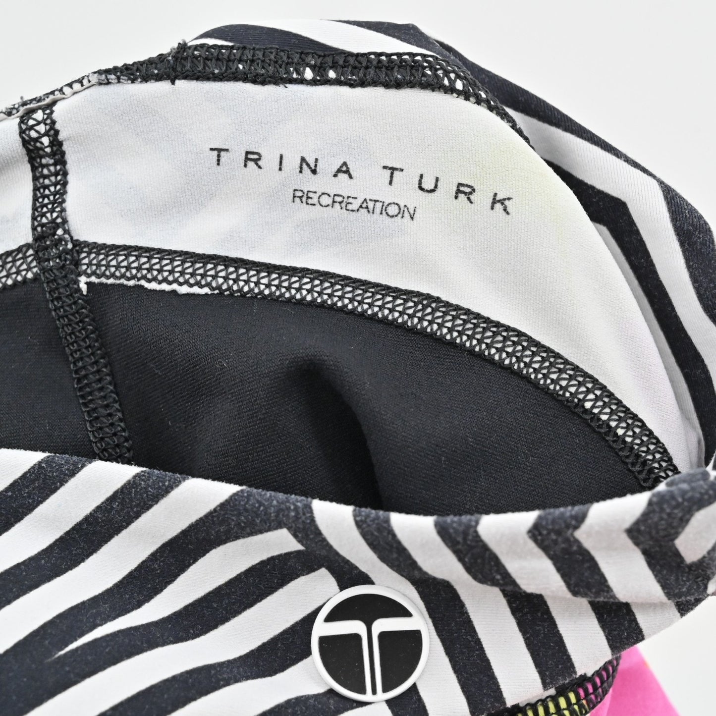 TRINA TURK Womens Recreation Tropicana Leggings Size S Black Athletic Neon Pants