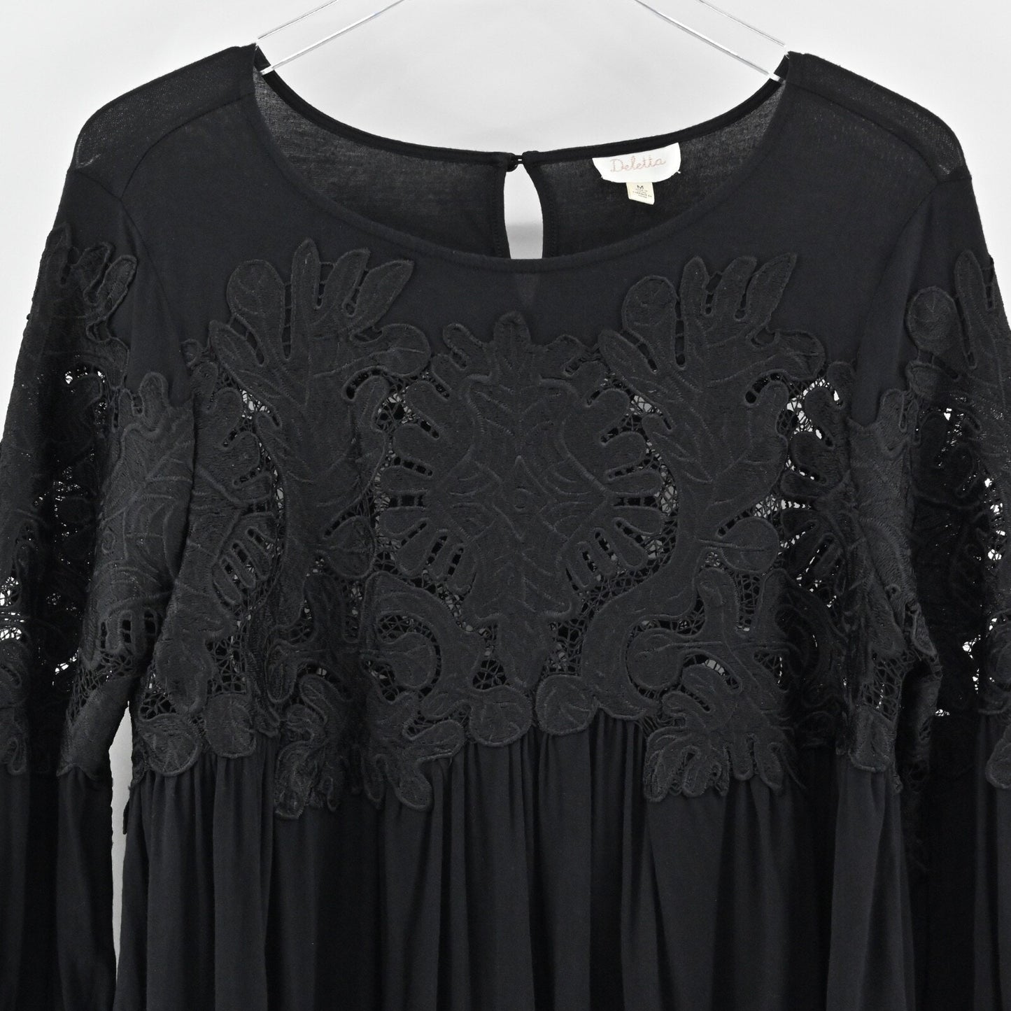ANTHROPOLOGIE Top Womens Size M Black Crochet Lace Desi Babydoll Boho DELETTA
