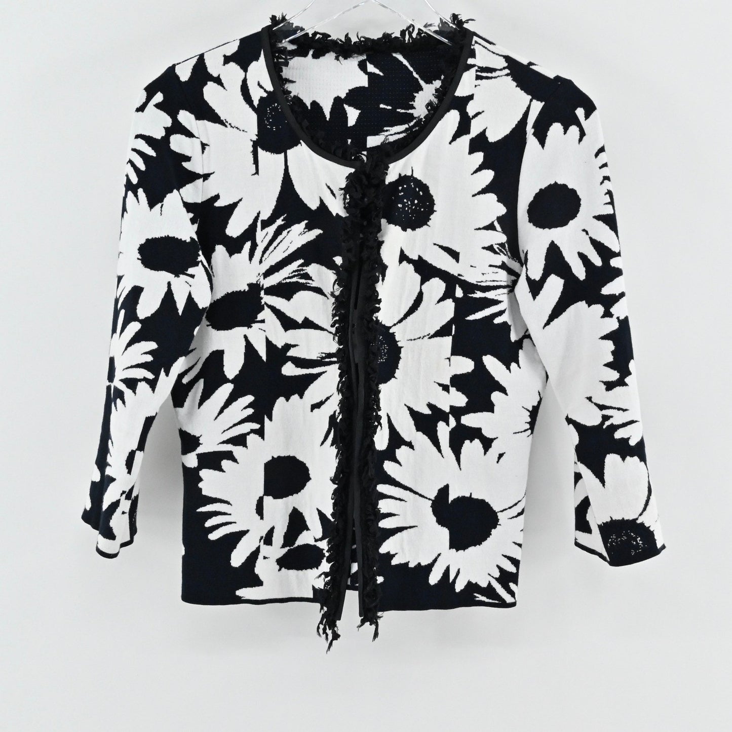 Marc Cain Womens Floral Knit Jacket Size M Black White Daisy Cardigan Luxurious