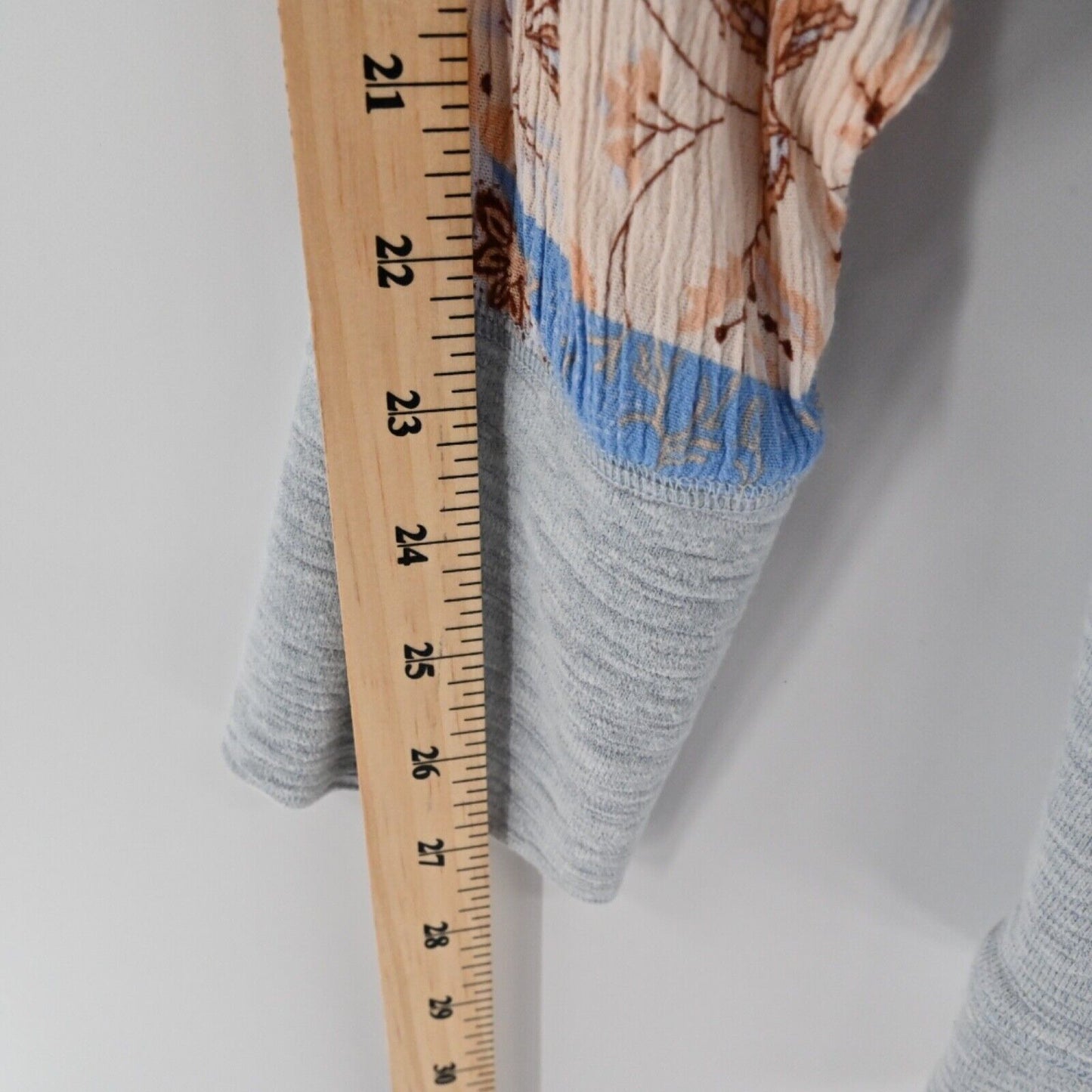 DOE AND RAE Cardigan Womens Sz L Blue Floral Patchwork Dolman Sleeve Open Front