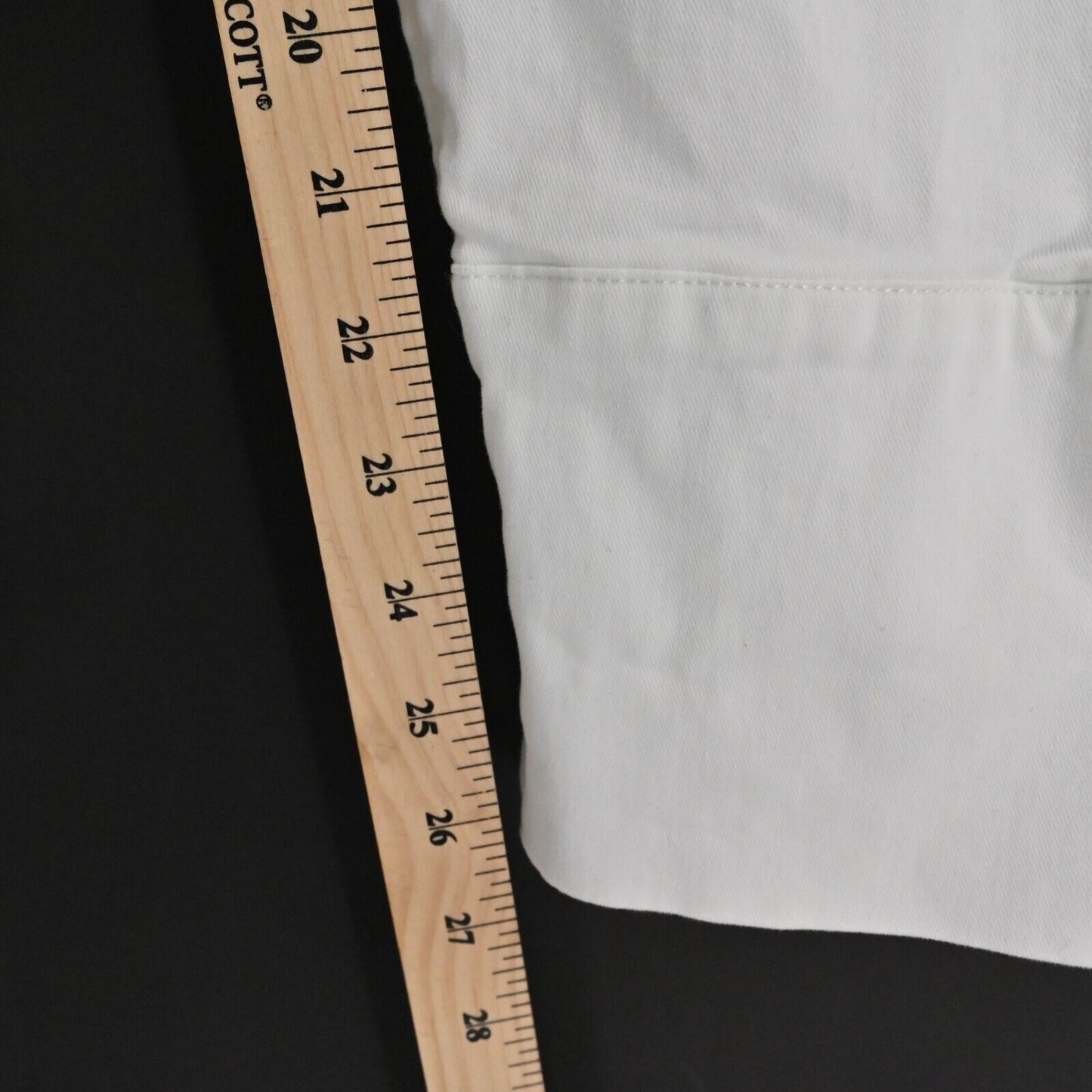 J CREW Jeans Womens Size 4 Solid White Tapered Leg Pleated High Rise Denim