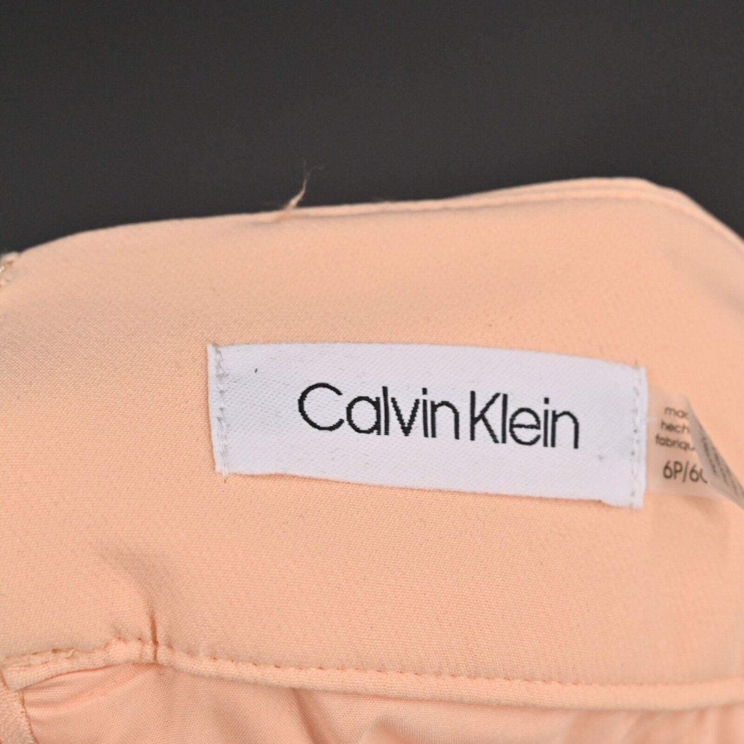 New CALVIN KLEIN Skirt Womens Size 6P Peach Coral Faux Wrap Pencil Pearl Button
