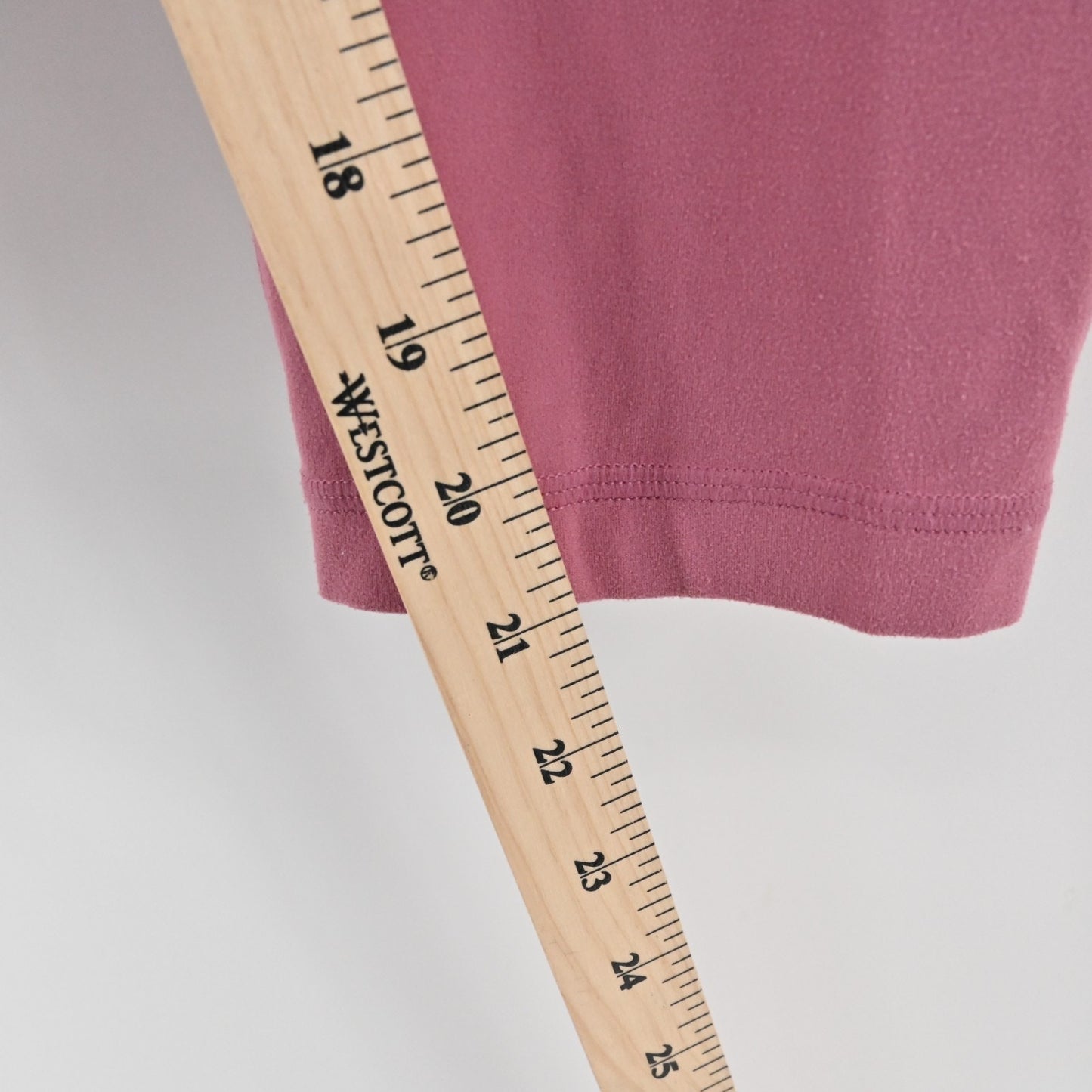 Lululemon Womens Align Crop 21" Leggings Size 8 Pink Stretch Athletic Logo