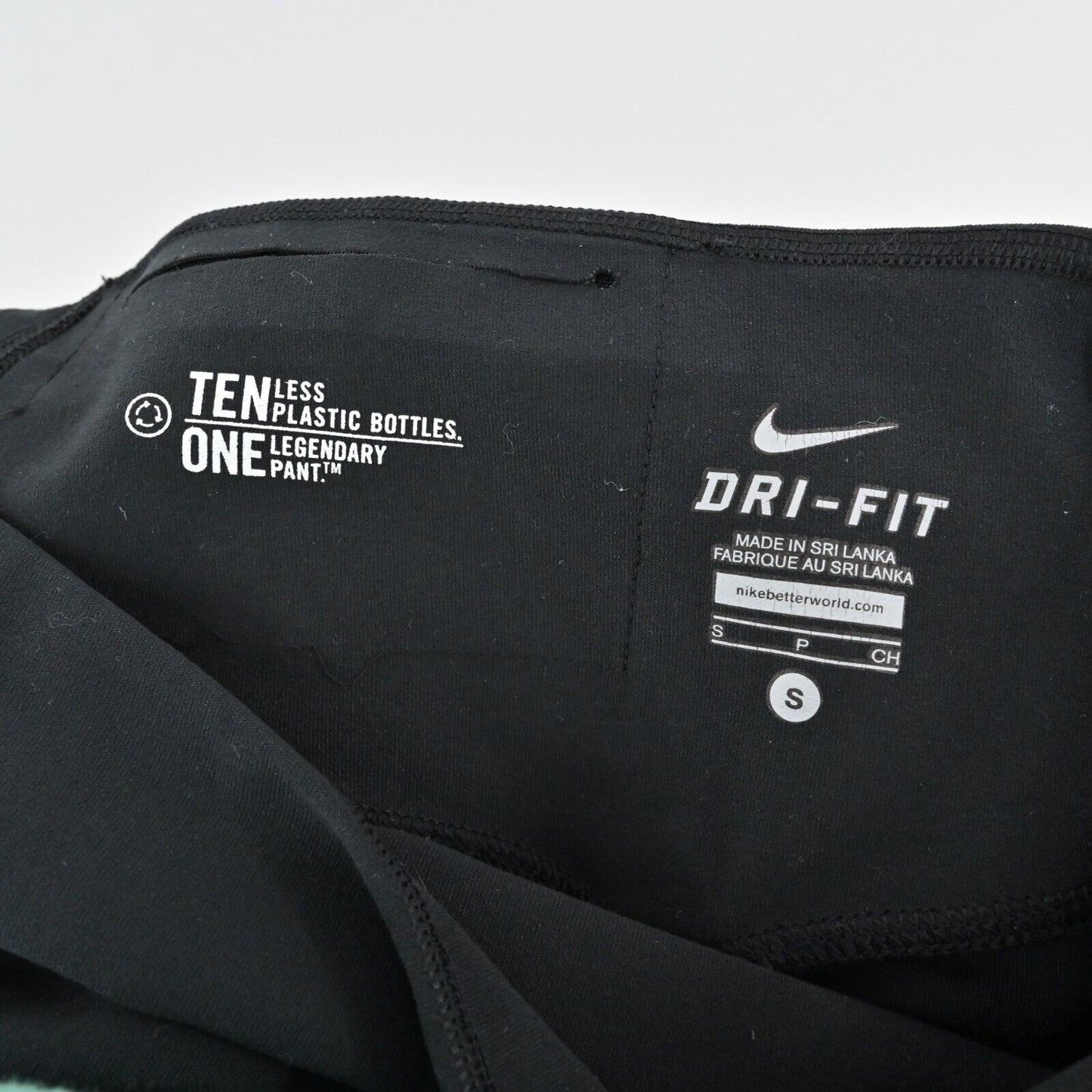 NIKE Pants Womens Size S Black Dri Fit Cropped Stretch Pull On Activewear