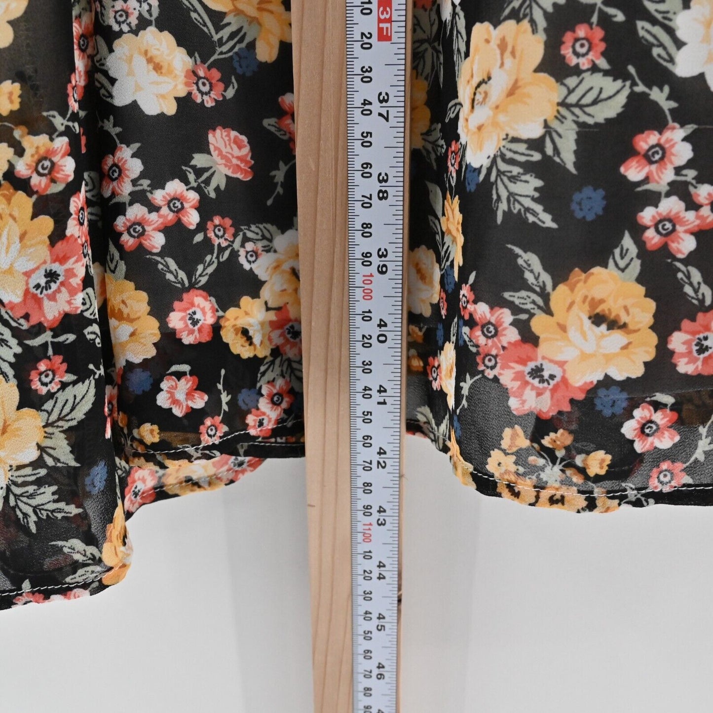 TORRID Dress Size 5X Cream Floral Print Cold Shoulder VNeck Cinch Waist Spring