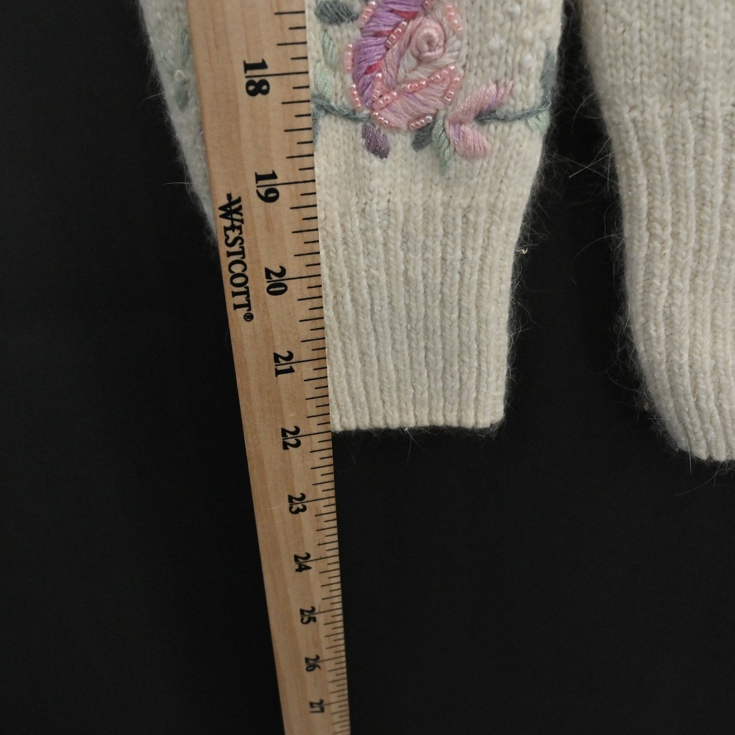 Vtg Granny Core Silk Angora Embroidered Sweater Size L Lambswool Floral Pearl