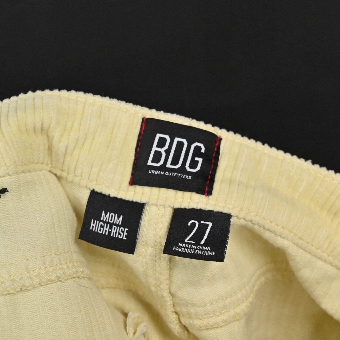 URBAN OUTFITTERS Pants Womens Size 27 BDG Solid Yellow Corduroy Mom High Rise