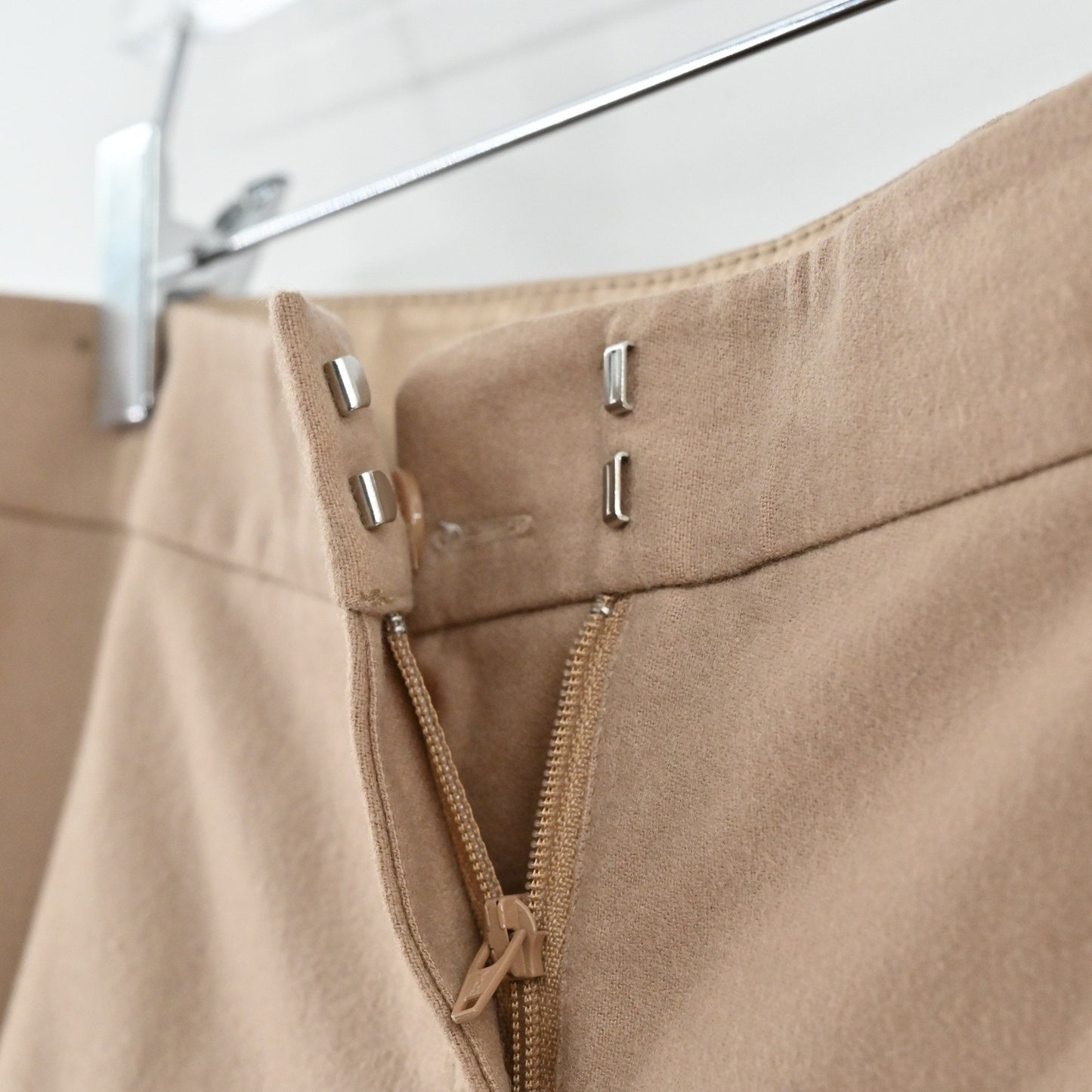 Lafayette 148 Barrow Wool Cashmere Pants Size 12 Tan Trousers Corpcore Luxury