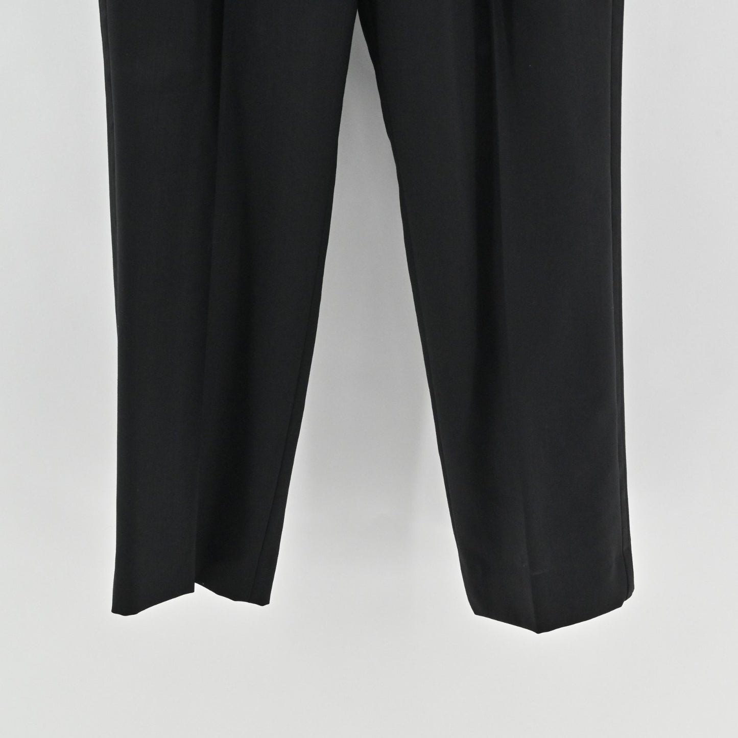 Calvin Klein Mens Classic Black Pleated Straight Leg Dress Pants Size 33R Career