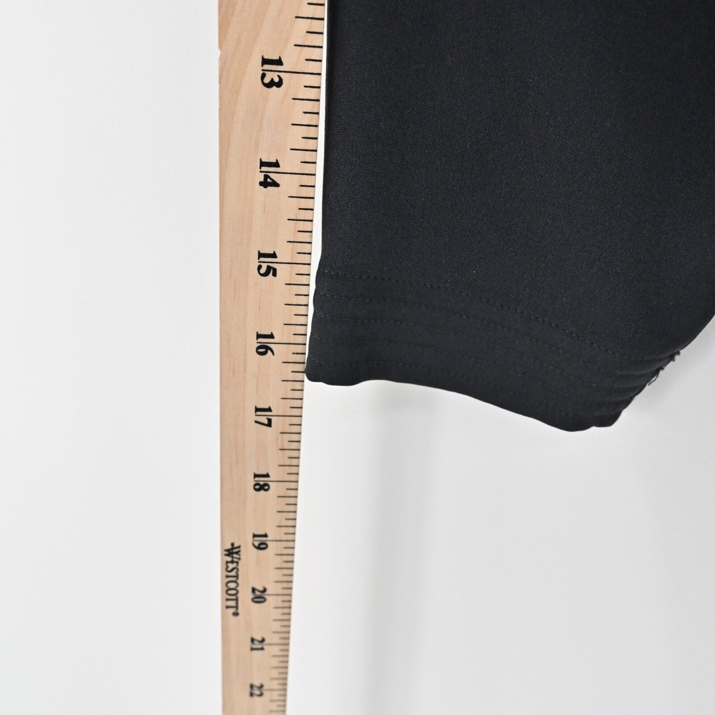 JENNIFER GEORGE Dress Size M Solid Black Silk Bateau Neck Long Sleeve Shift