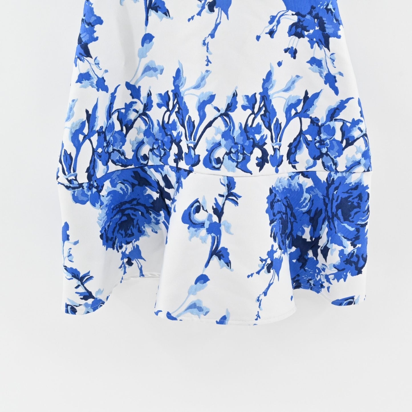 SLATE WILLOW Dress Size 8 Blue Floral Brushstroke Print Sleeveless Lace Back