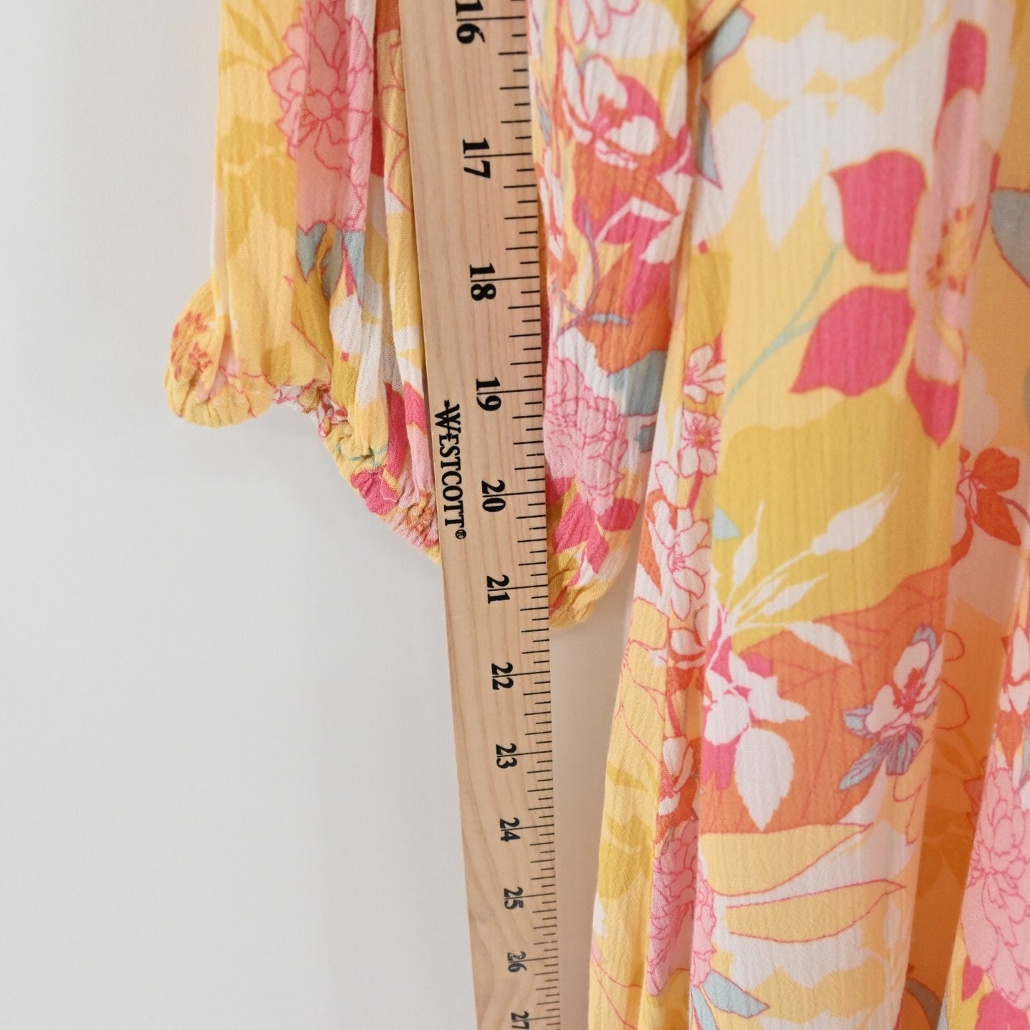 TORRID Dress Size 2X Peach Floral Print Gauze Hi-Lo VNeck Shirred Embroidery