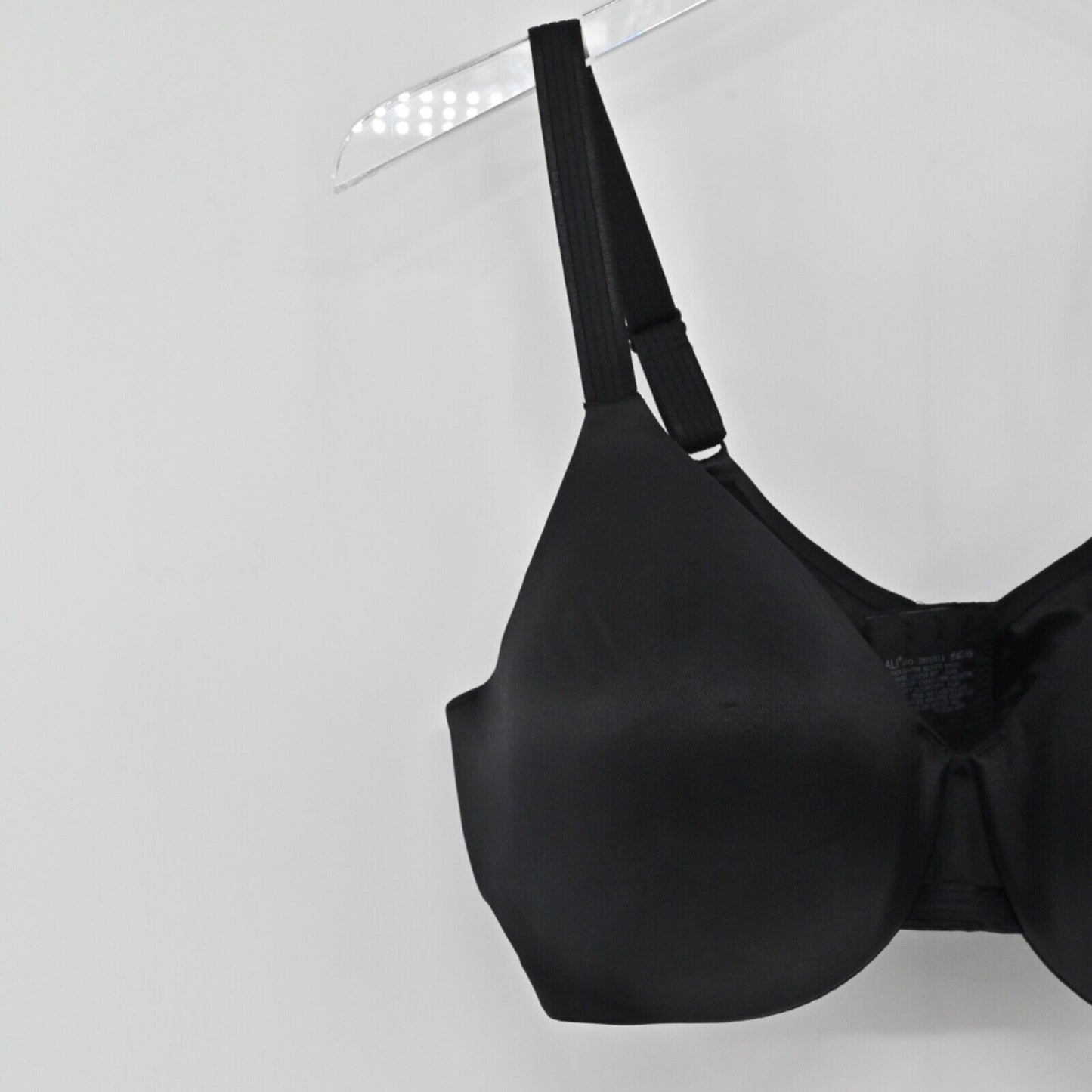 BALI Bra Womens Sz 40D Black Smoothing Concealing Petals Seamless Underwire NEW