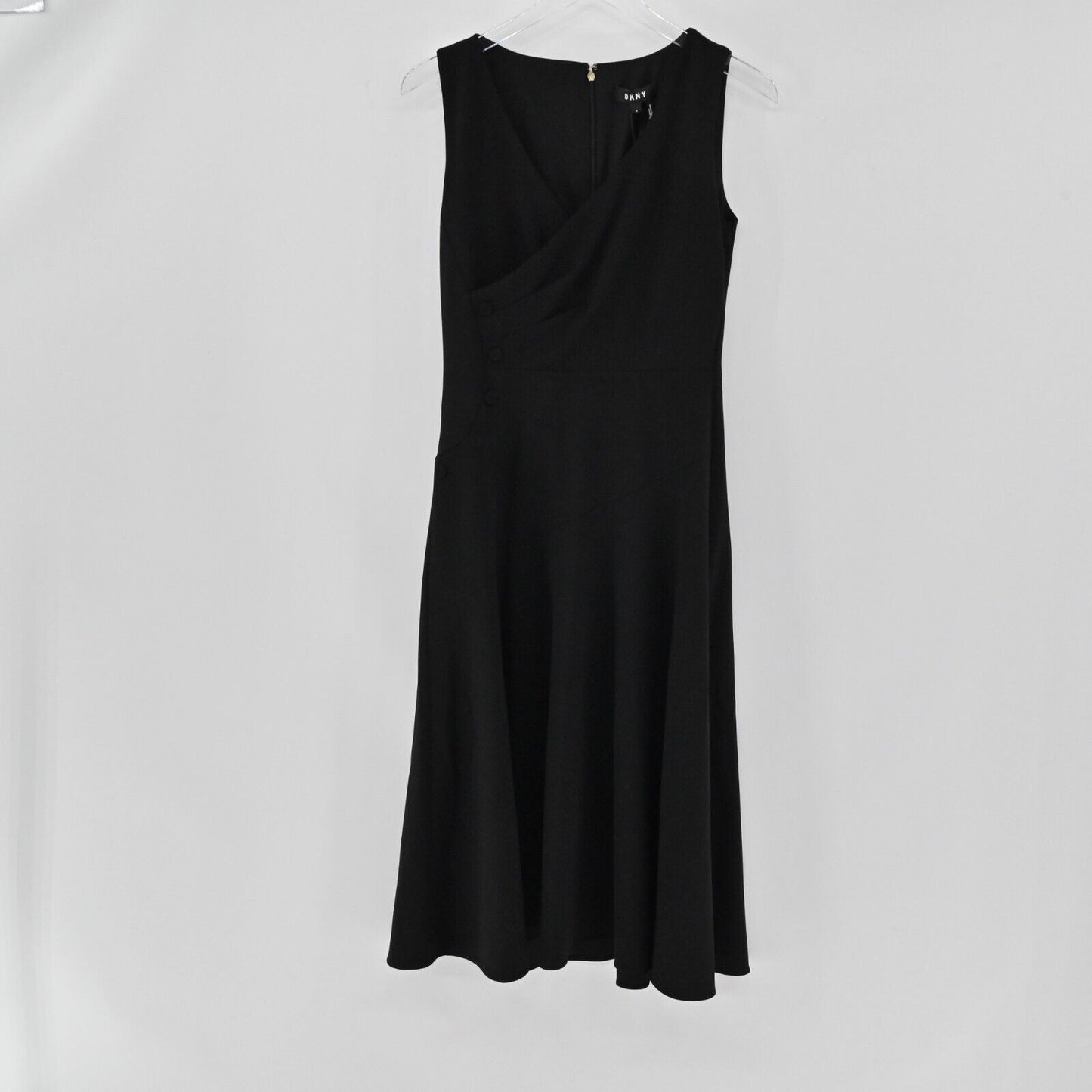 DKNY Dress Womens Size 4 Classic Black Sleeveless VNeck Knee Length Stretch NEW