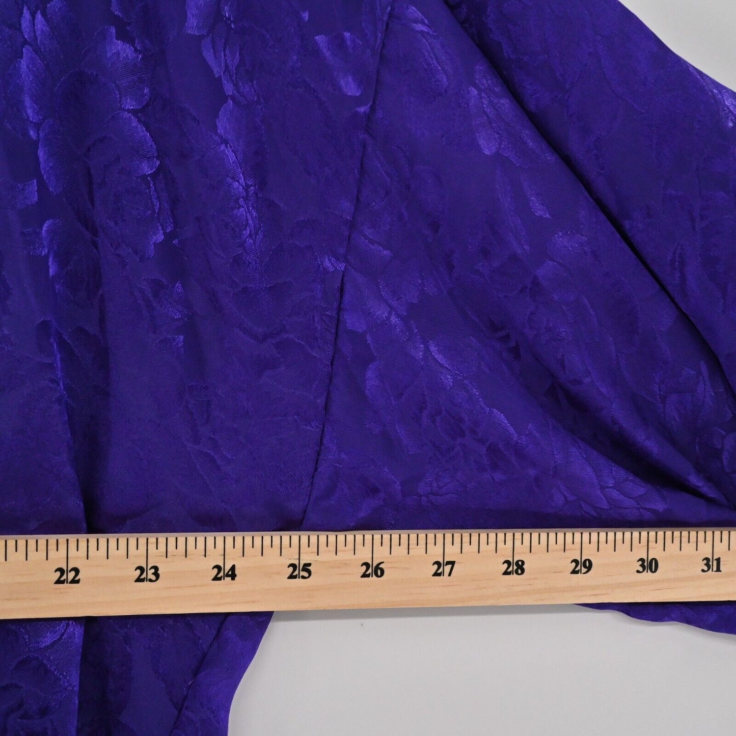 Vtg VICTORIAS SECRET Robe Womens Size OS Long Purple Satin Floral Tie Gold Label