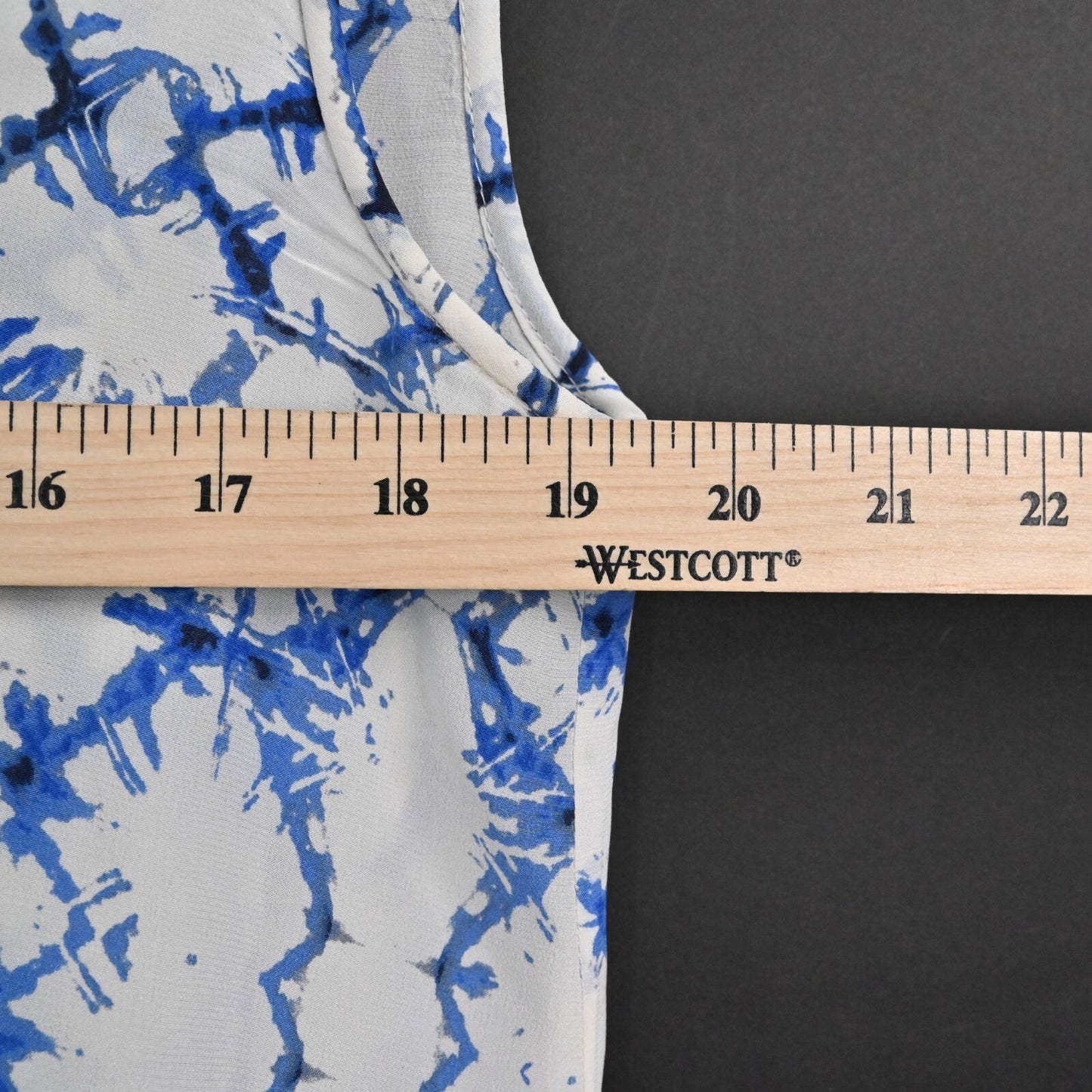 REBECCA TAYLOR Top Womens Sz 4 Exclusive Blue White Print Silk Sleeveless Blouse