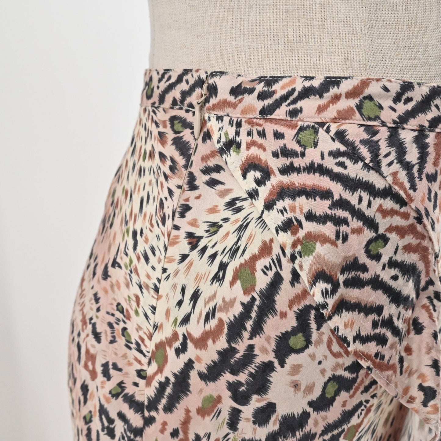 ALLSAINTS Skirt Size 4 Raya Arietta Animal Print Multi Ruffled Asymmetric Hem