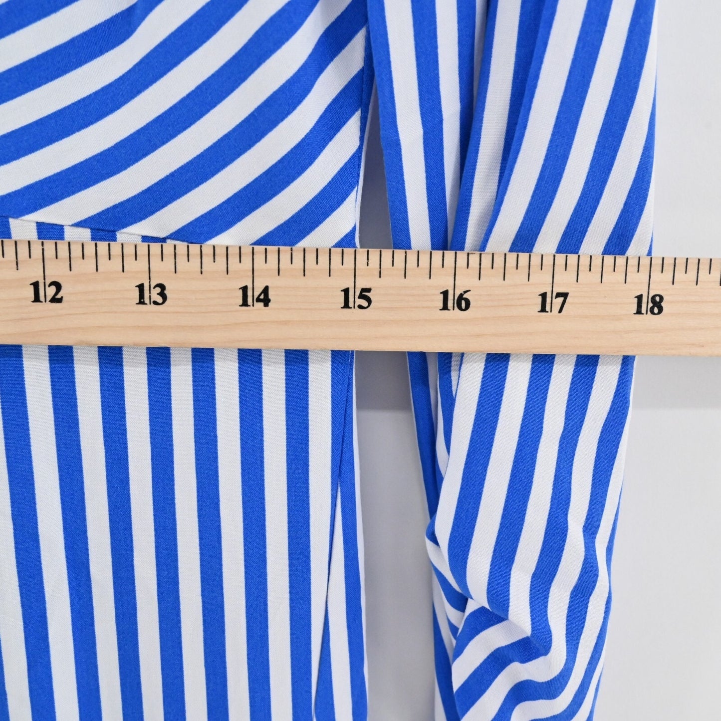 ADRIANNA PAPELL Stripe Twist Front Dress Size 4 Blue White Quarter Sleeve Mini