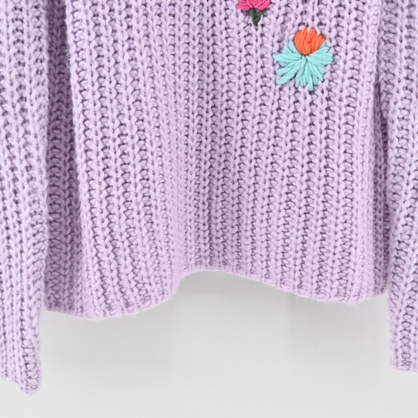 Vtg Embroidered Sweater Womens Sz M Purple Floral Chunky Knit Wool Blend LASEINE